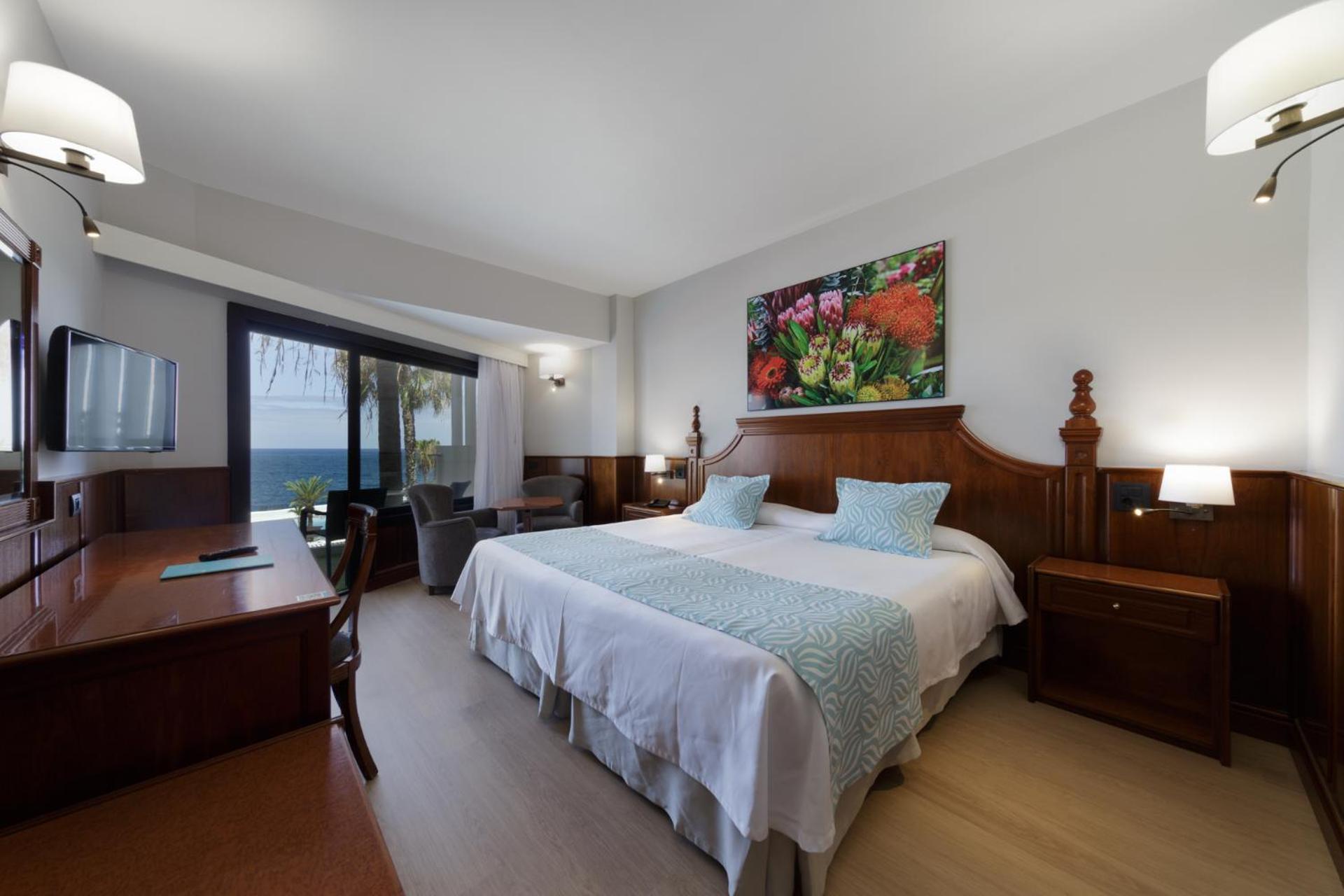 Twin Room with Ocean View