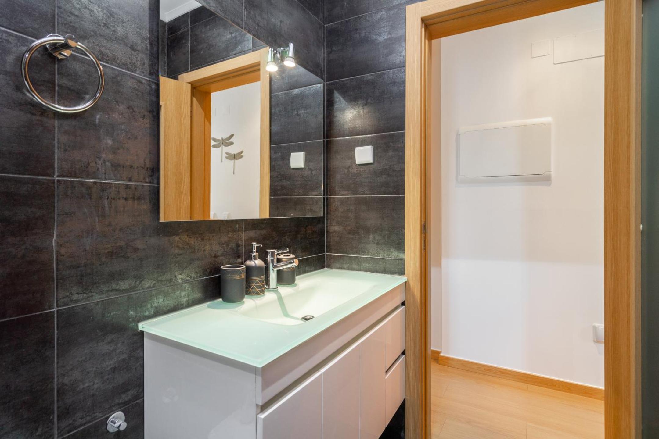 Two-Bedroom Apartment - Photo 23