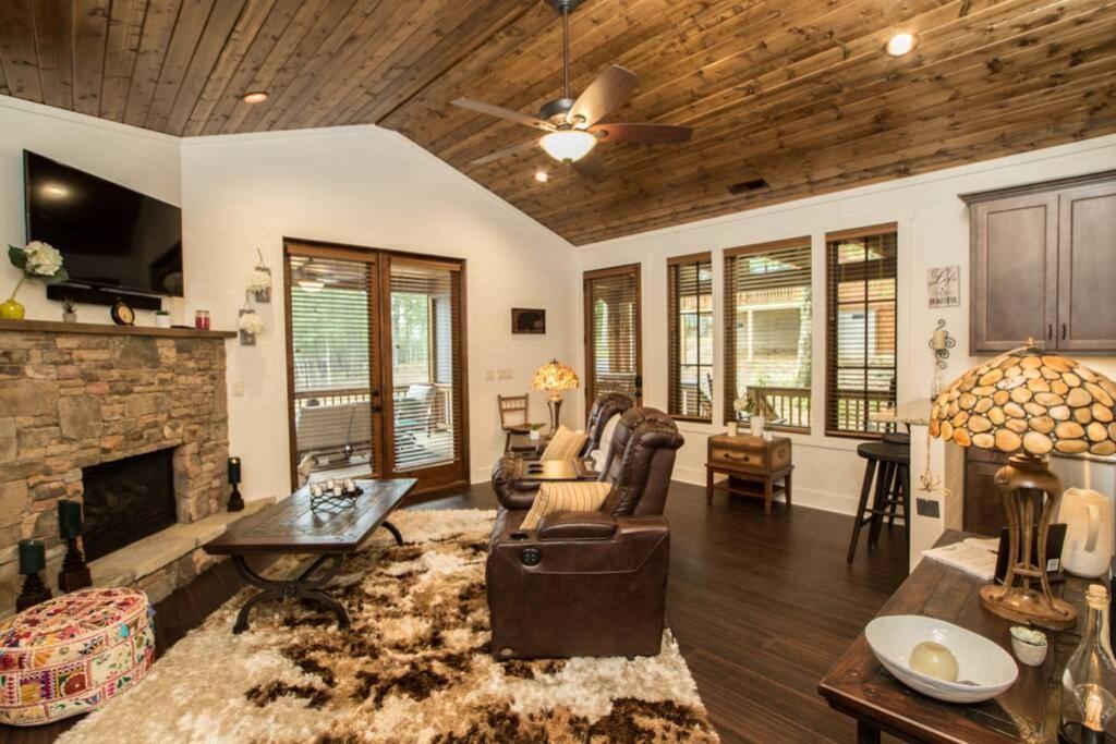 Two-Bedroom Villa photo 1