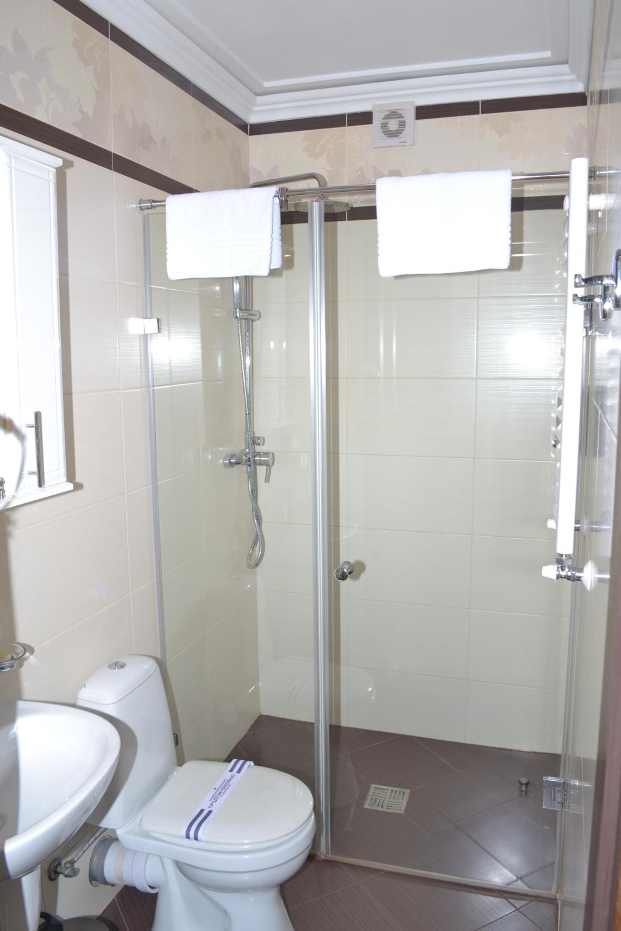 Classic Triple Room photo 3