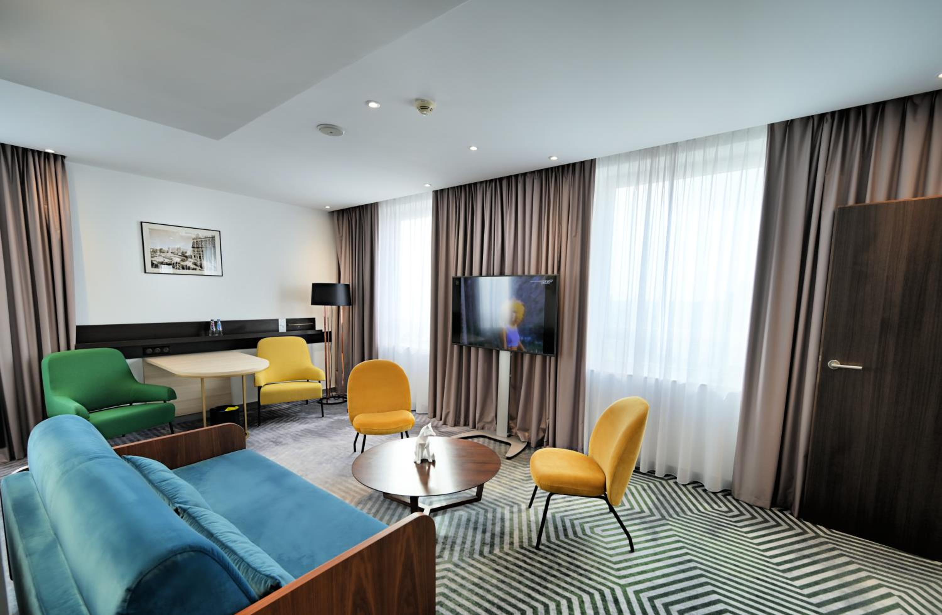 Grand Suite with King-Size bed and Sofa photo 3