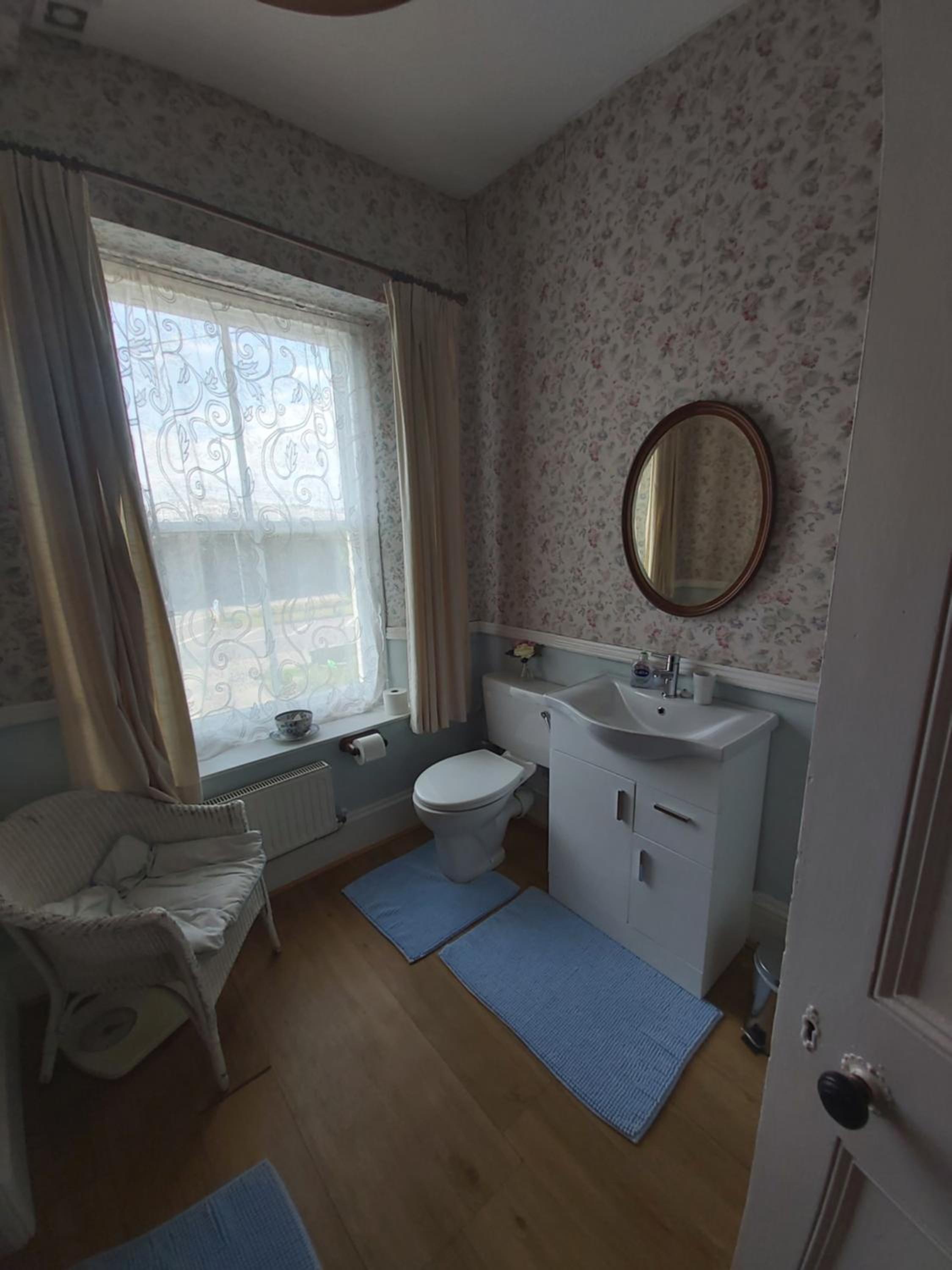 Triple Room with Private Bathroom photo 2
