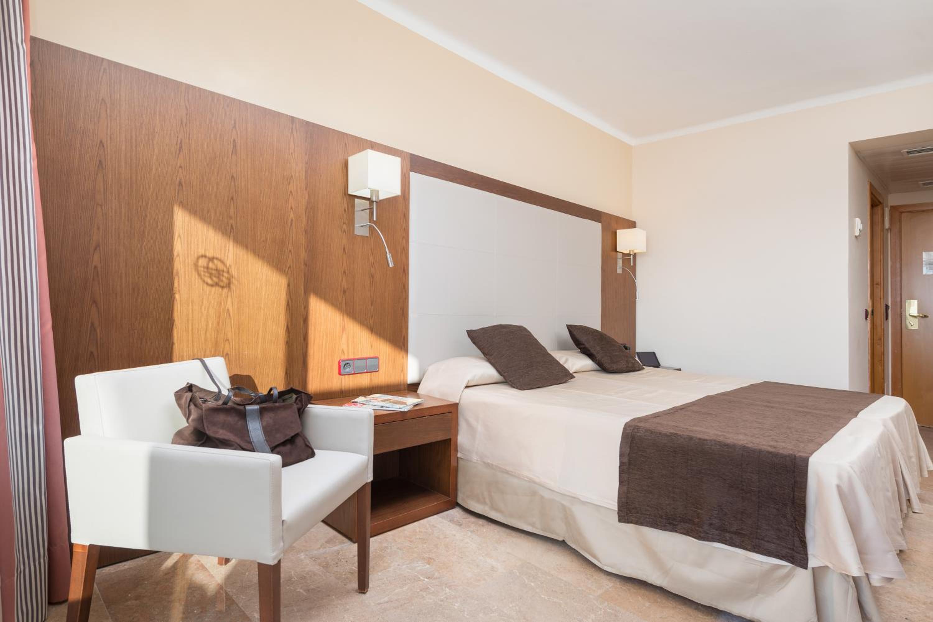 Habitación Doble o Twin con Balcón