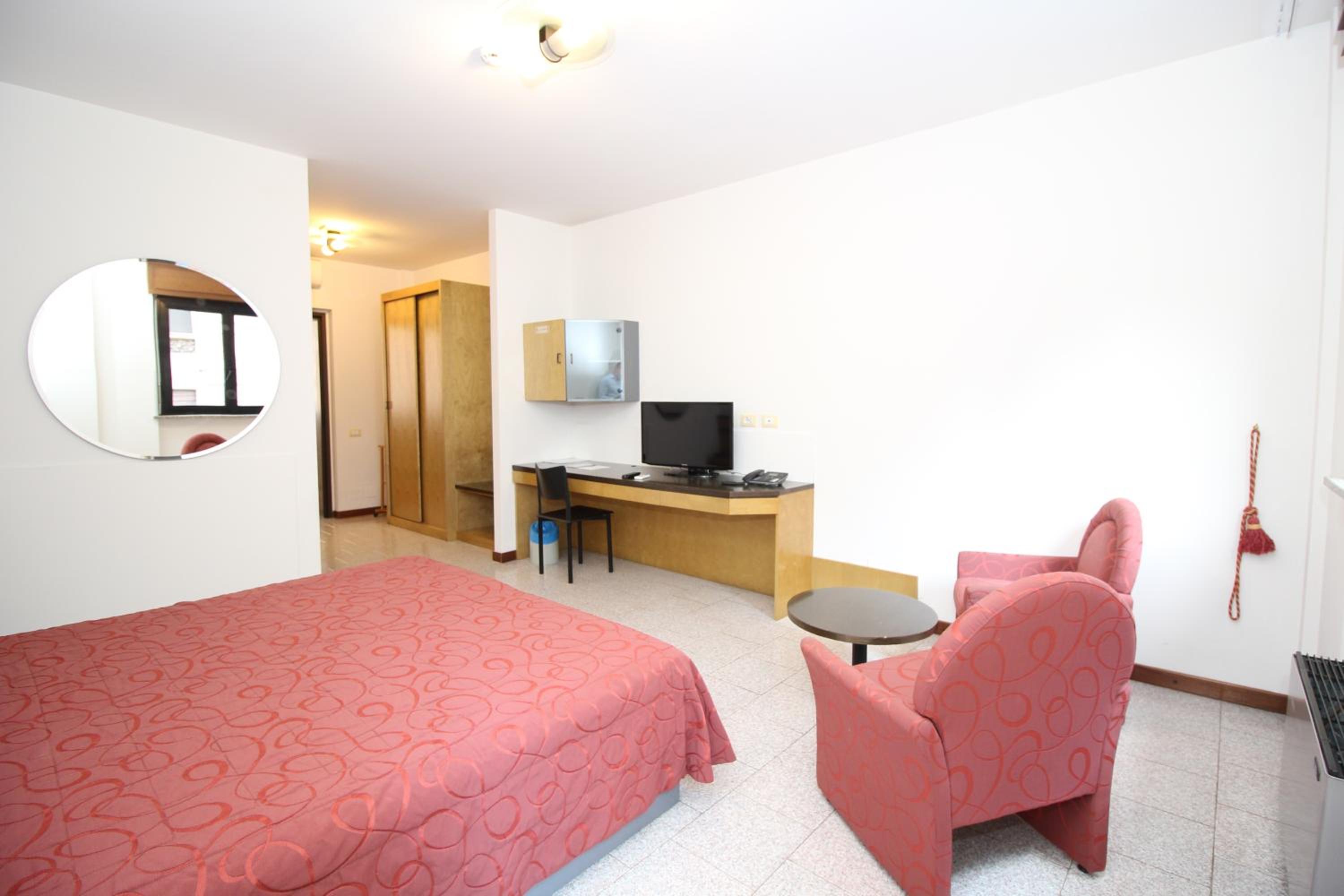 Triple Room - Photo 4