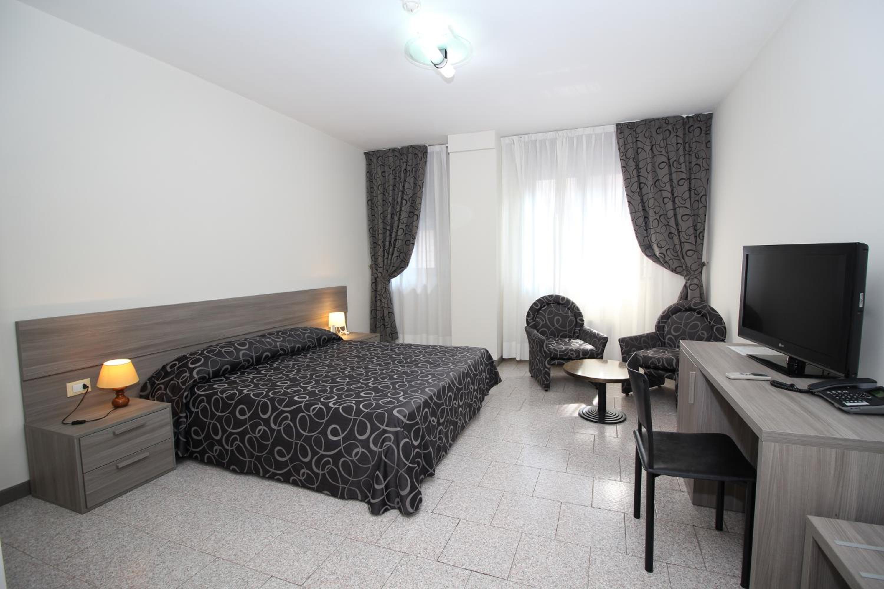 Triple Room - Photo 3