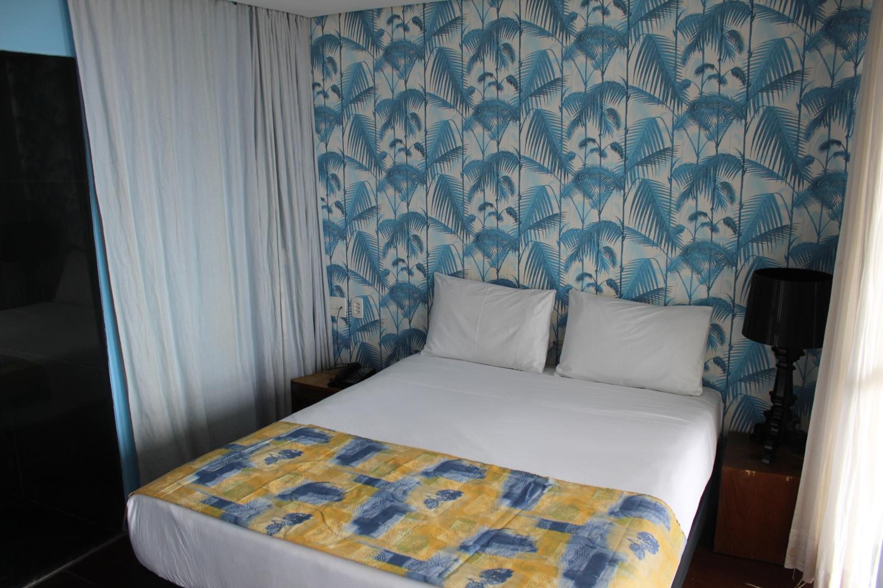 Superior Suite with Sea View - Photo 2