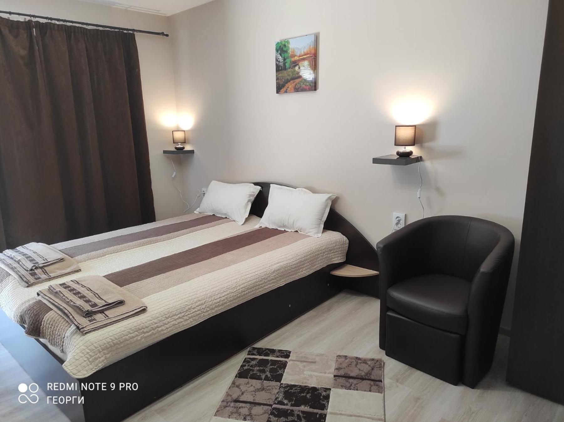Double Room with Extra Bed photo 2