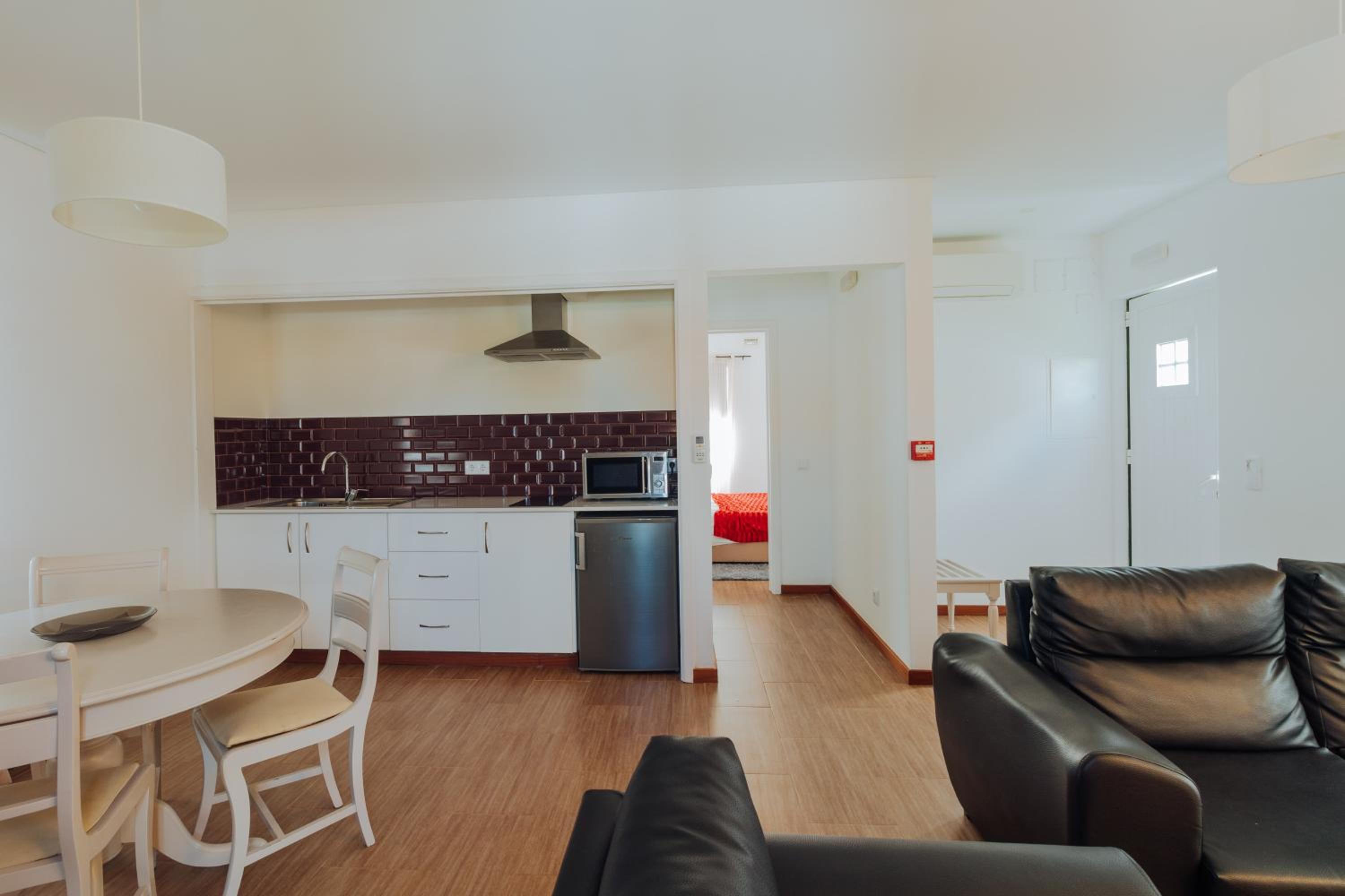 Bungalow - Photo 4