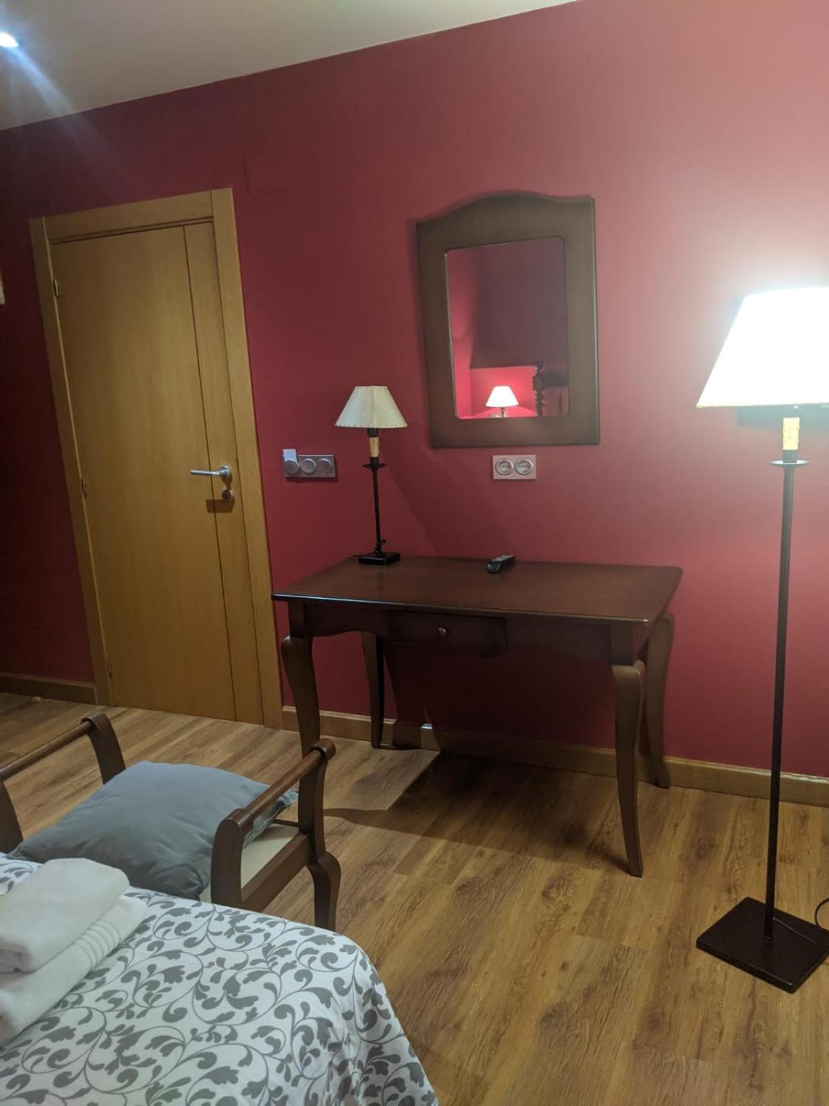 Double Room With Private Bathroom photo 3