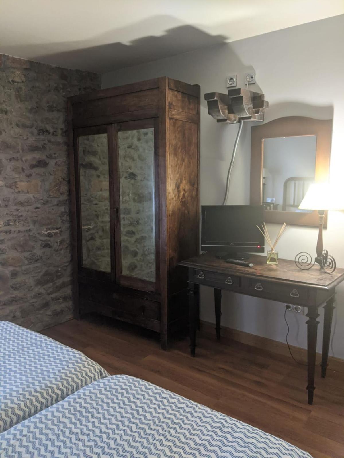 Habitación Doble con Baño Privado