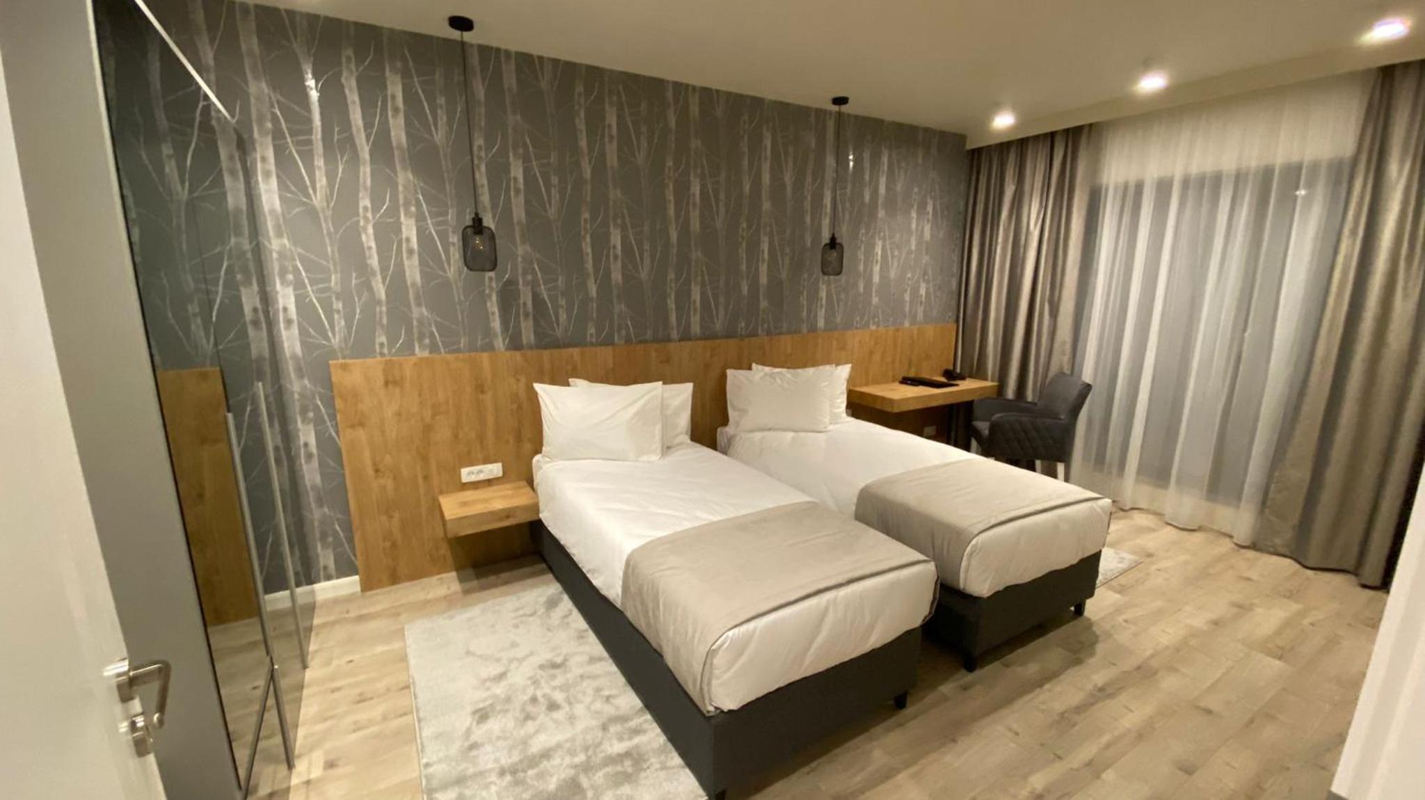 Standard Apartment with Twin Beds - Photo 1