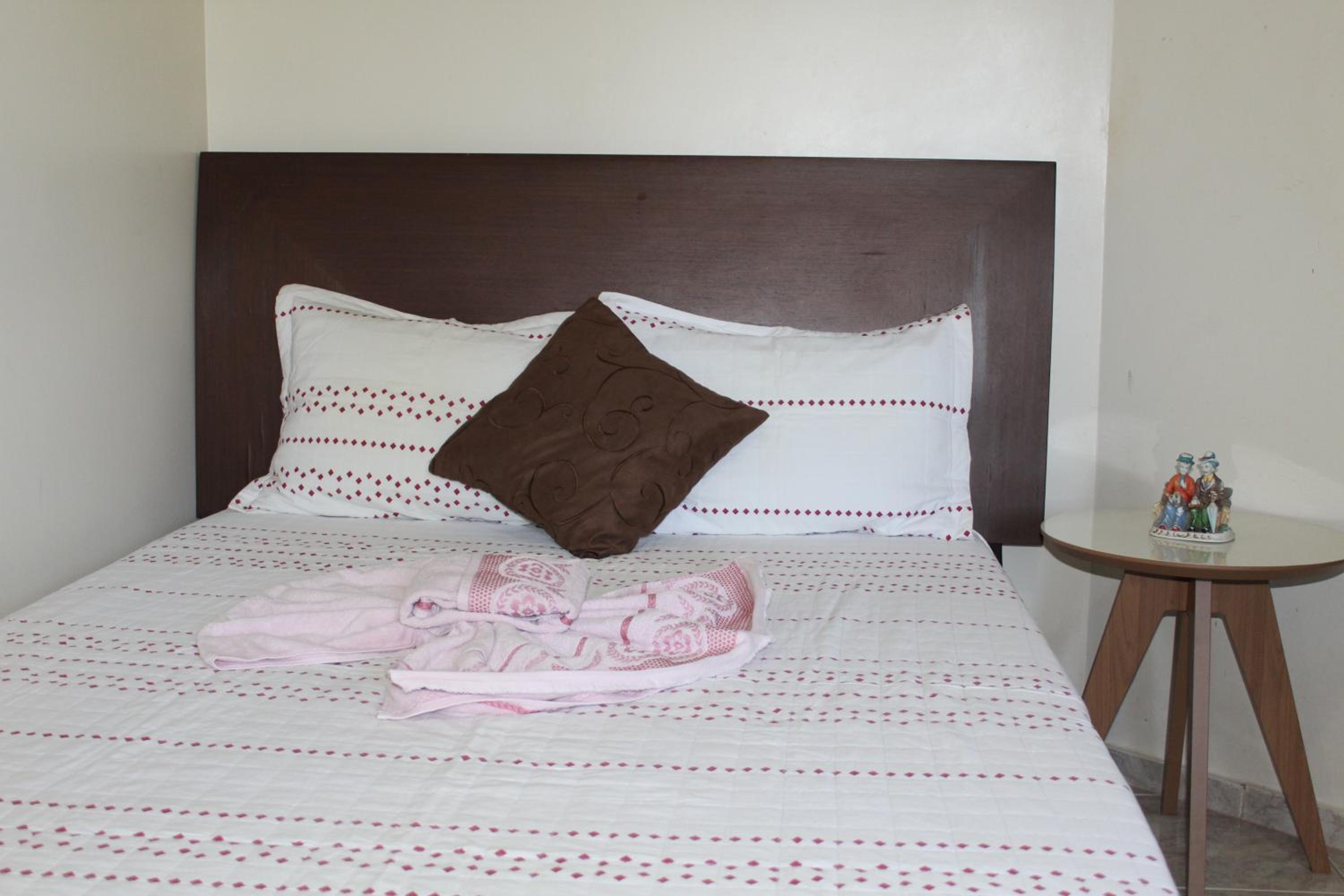 Queen Room photo 3