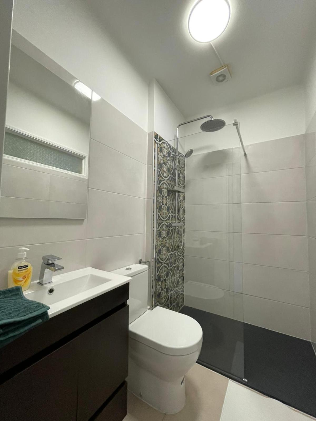 Double Room - Photo 24