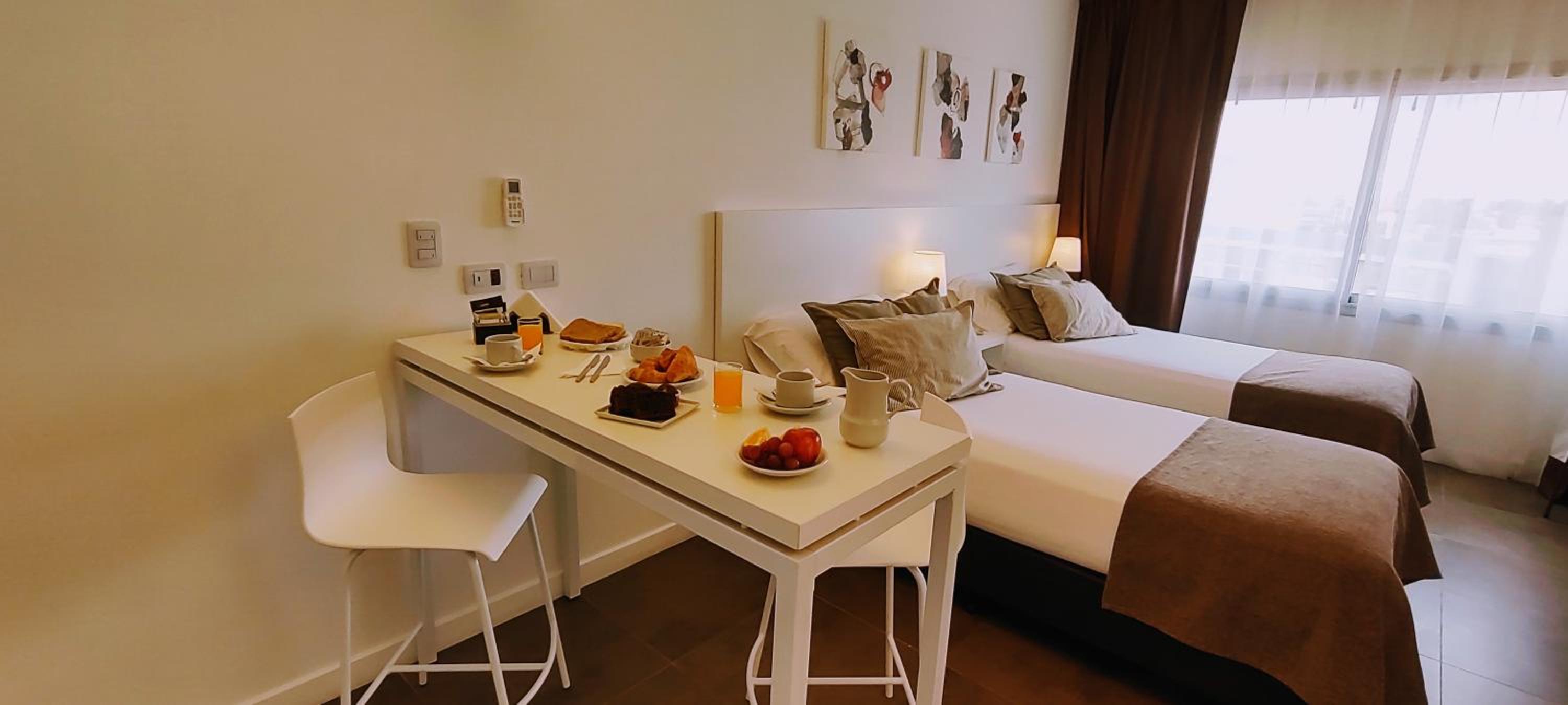 Deluxe Double or Twin Room photo 3
