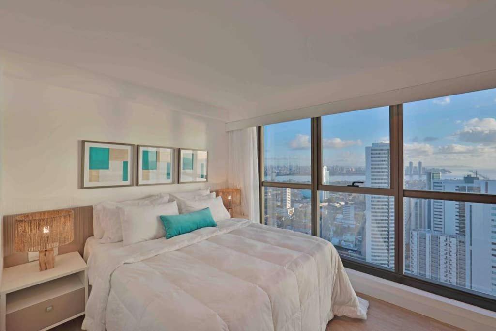 Premium Suite with Balcony and Sea View 24° and 28° floor