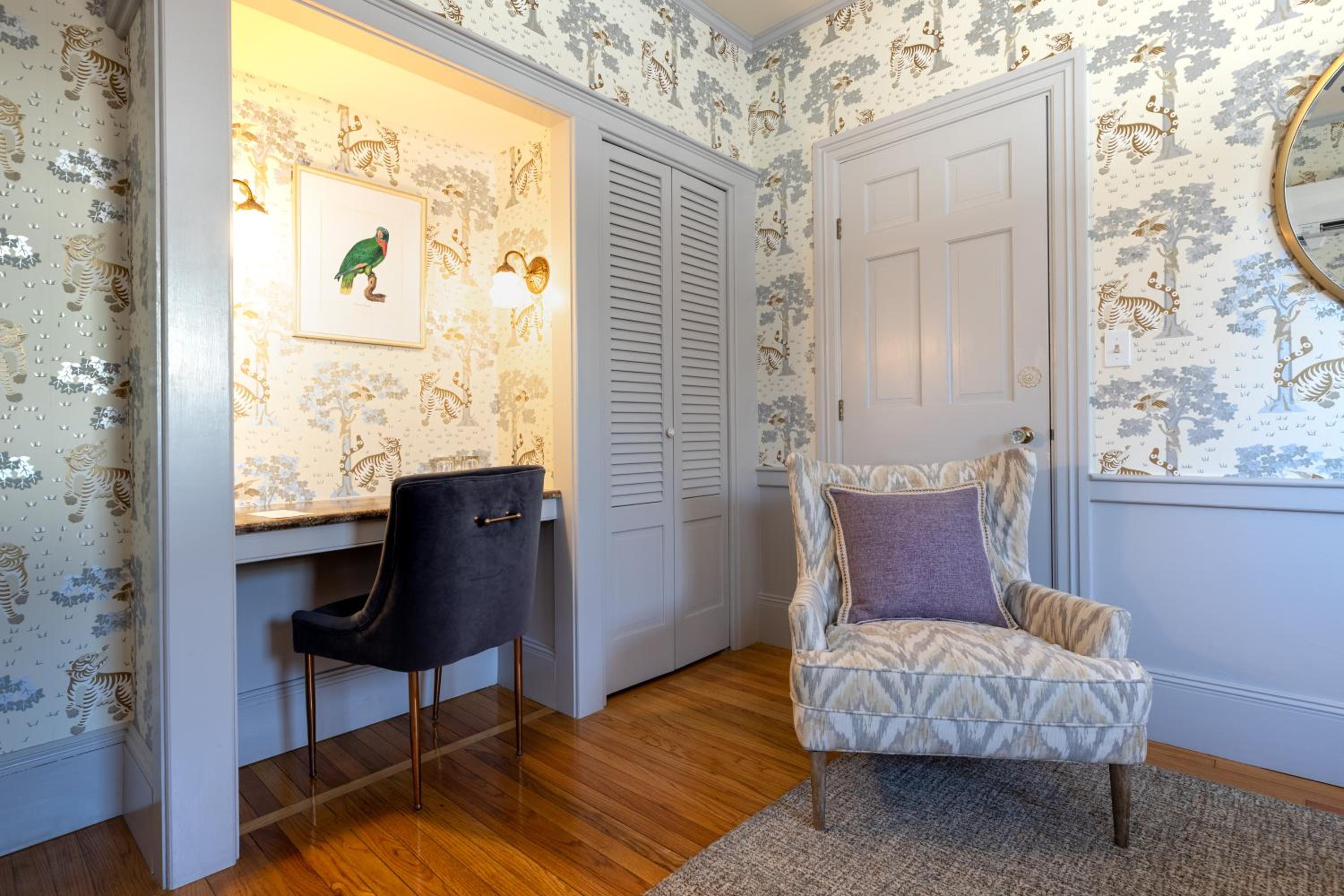 Deluxe King Room photo 3