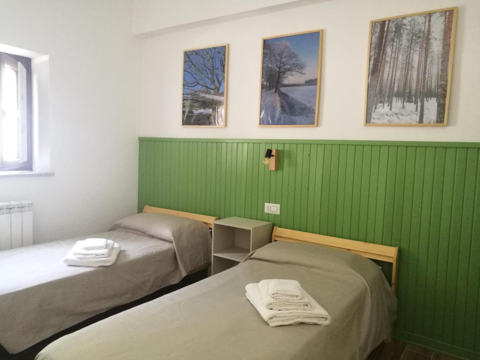 Twin Room with Private Bathroom
