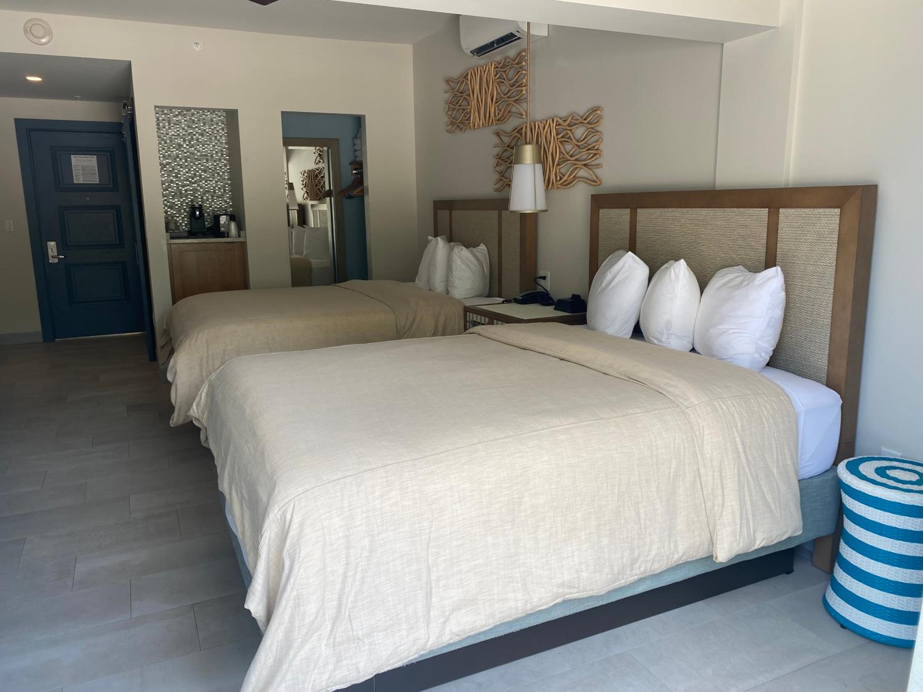 Standard Double Room - Photo 2