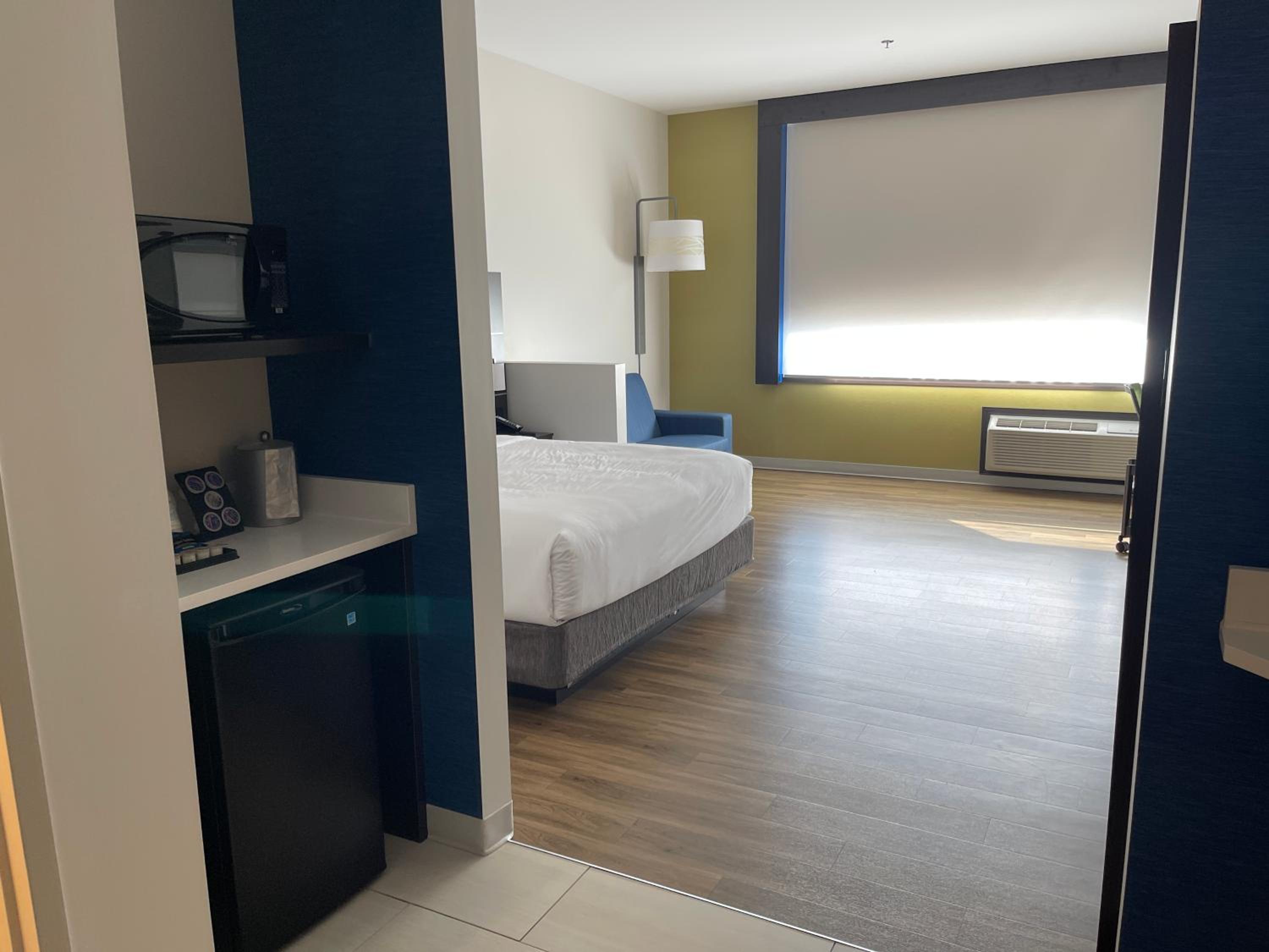 Standard Room photo 2