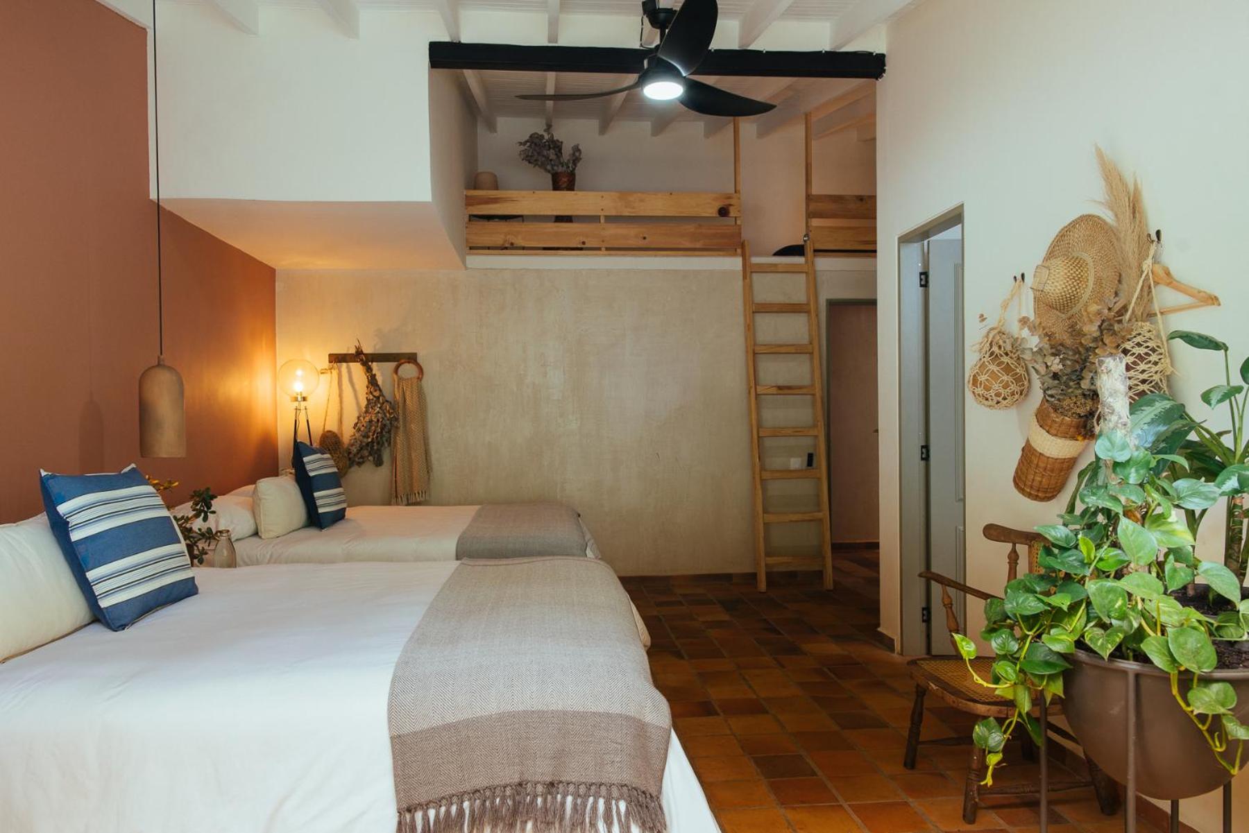 Double Room with Two Double Beds photo 2