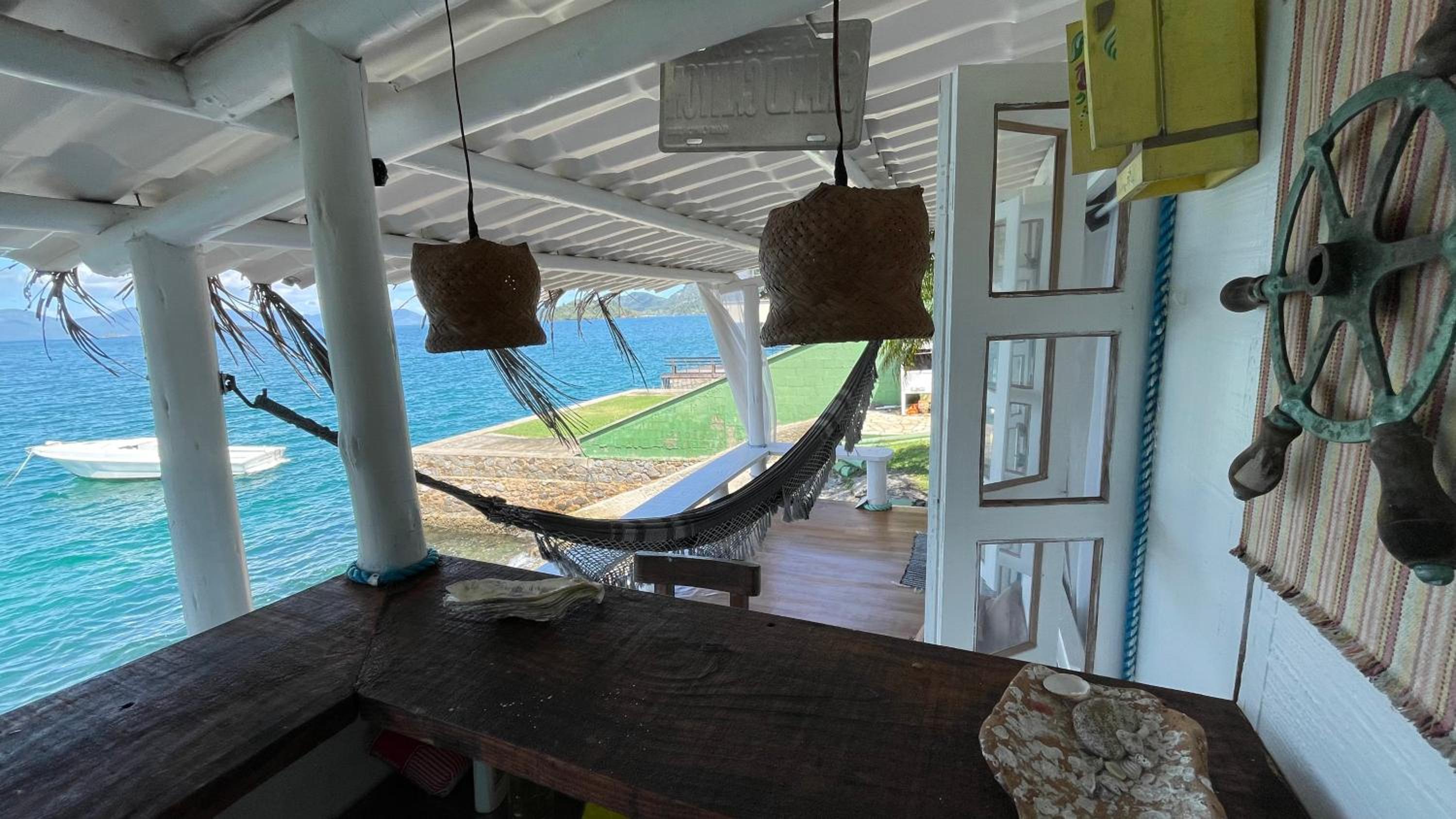 Suite with Sea View - Photo 10