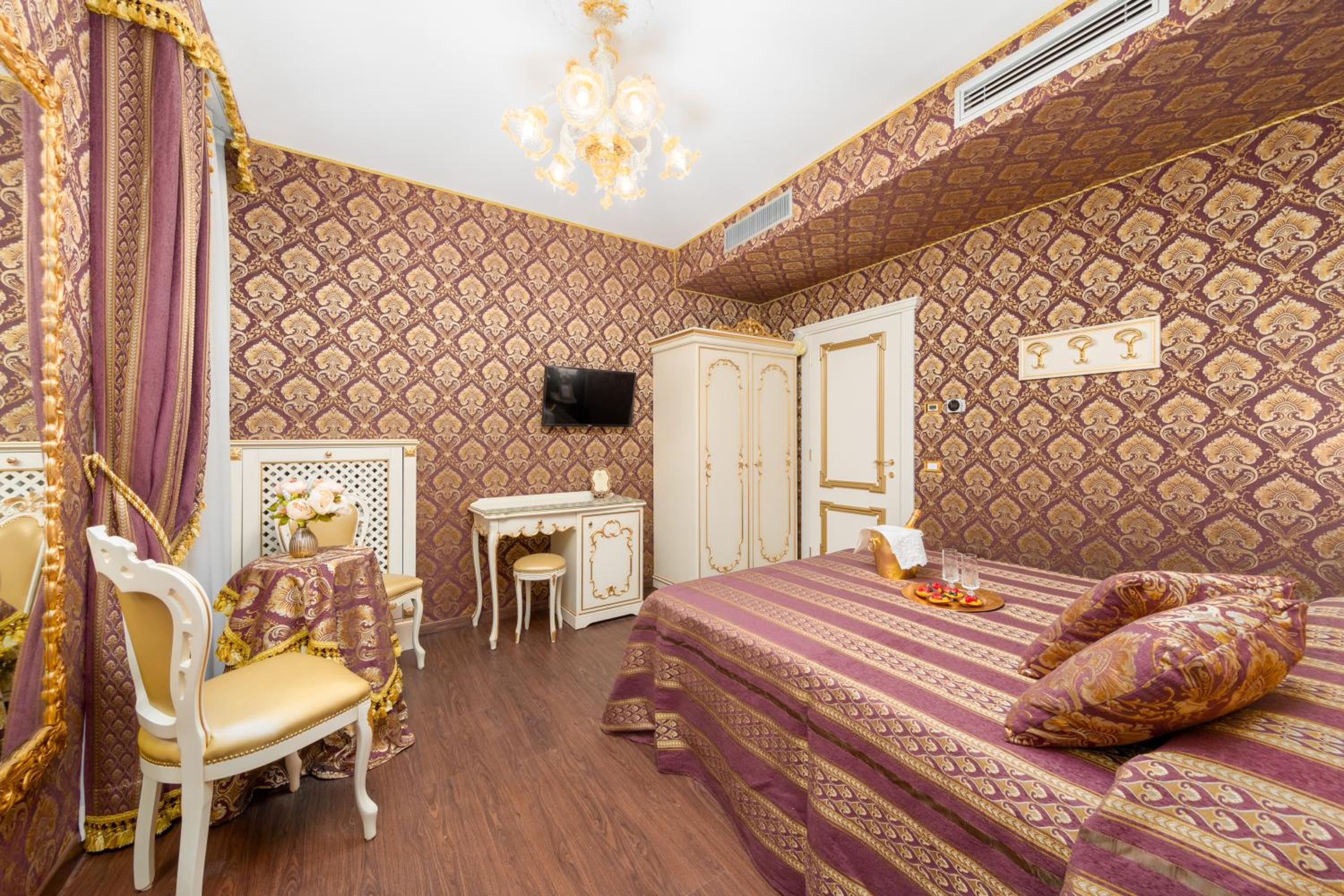 Double Room photo 2