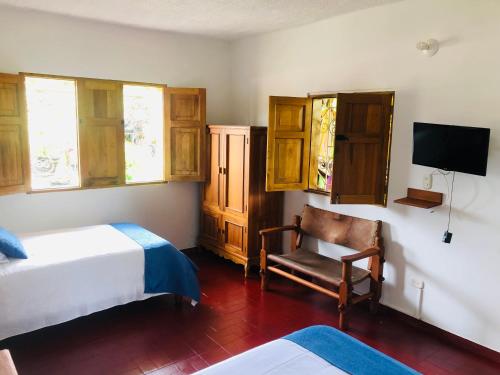 Standard Twin Room photo 2