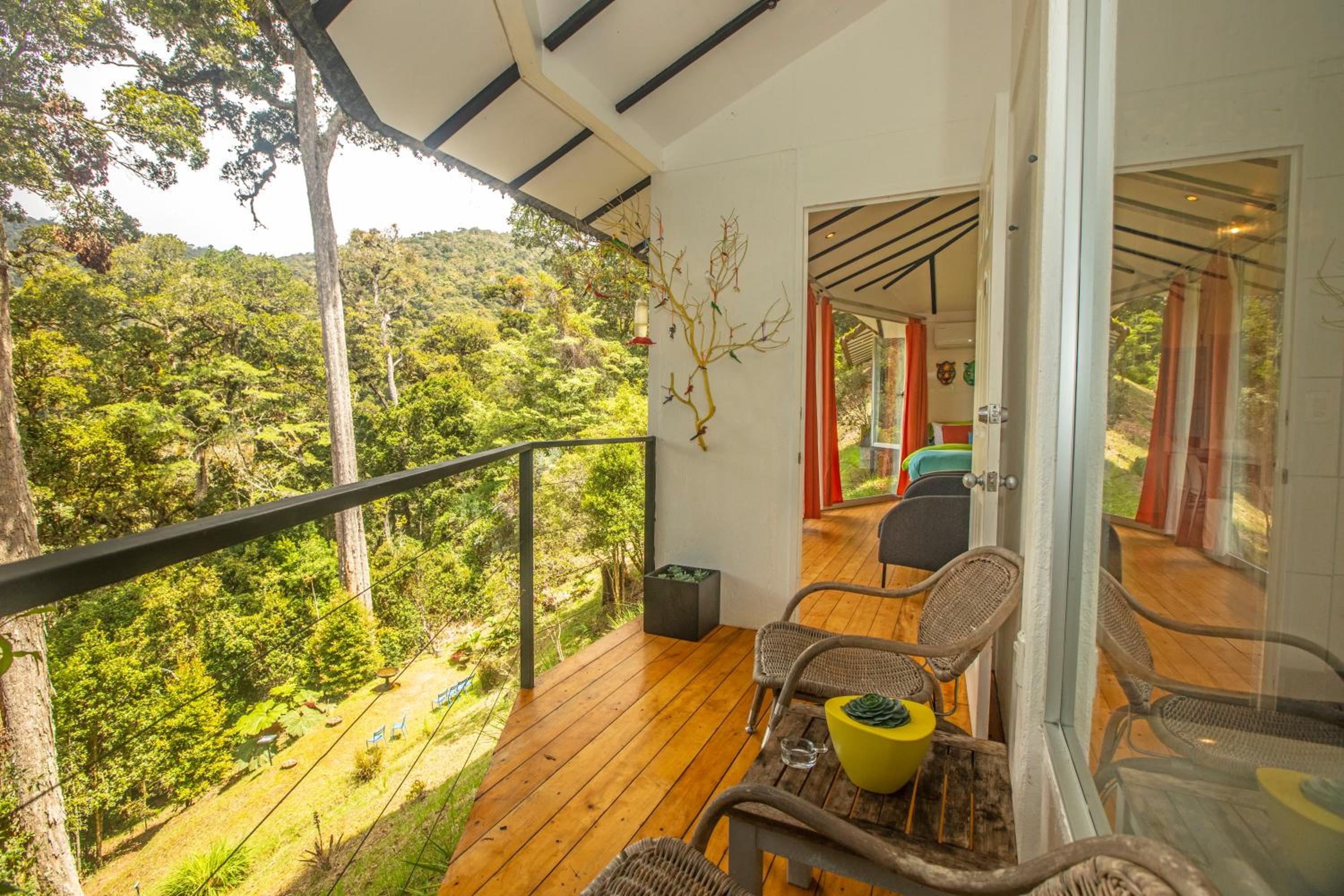 2 Person Superior Bungalow  photo 3