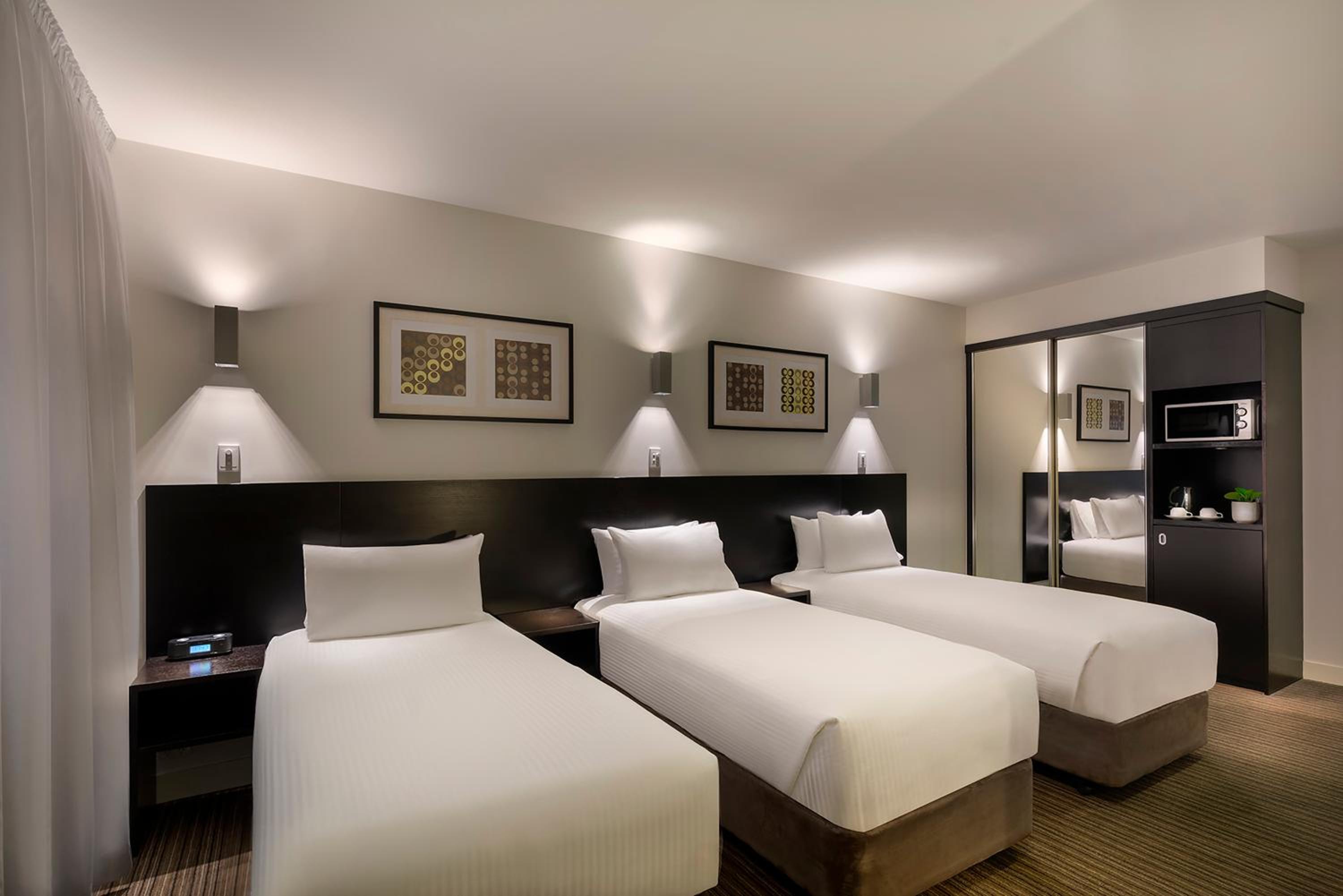 Deluxe Triple Room - Photo 1
