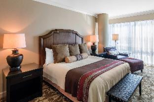 Premier Room 1 King Bed - Photo 6
