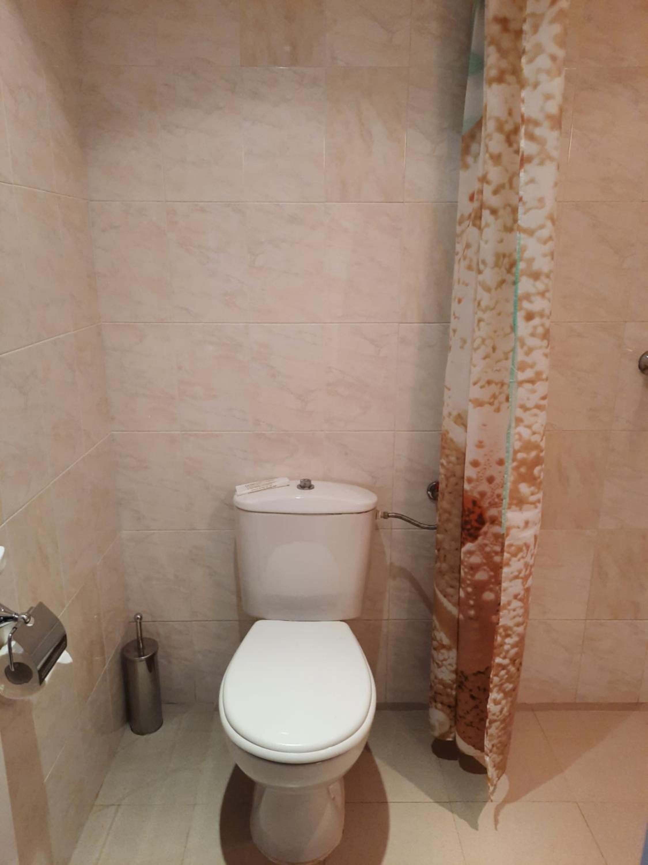 Double Room - Photo 10
