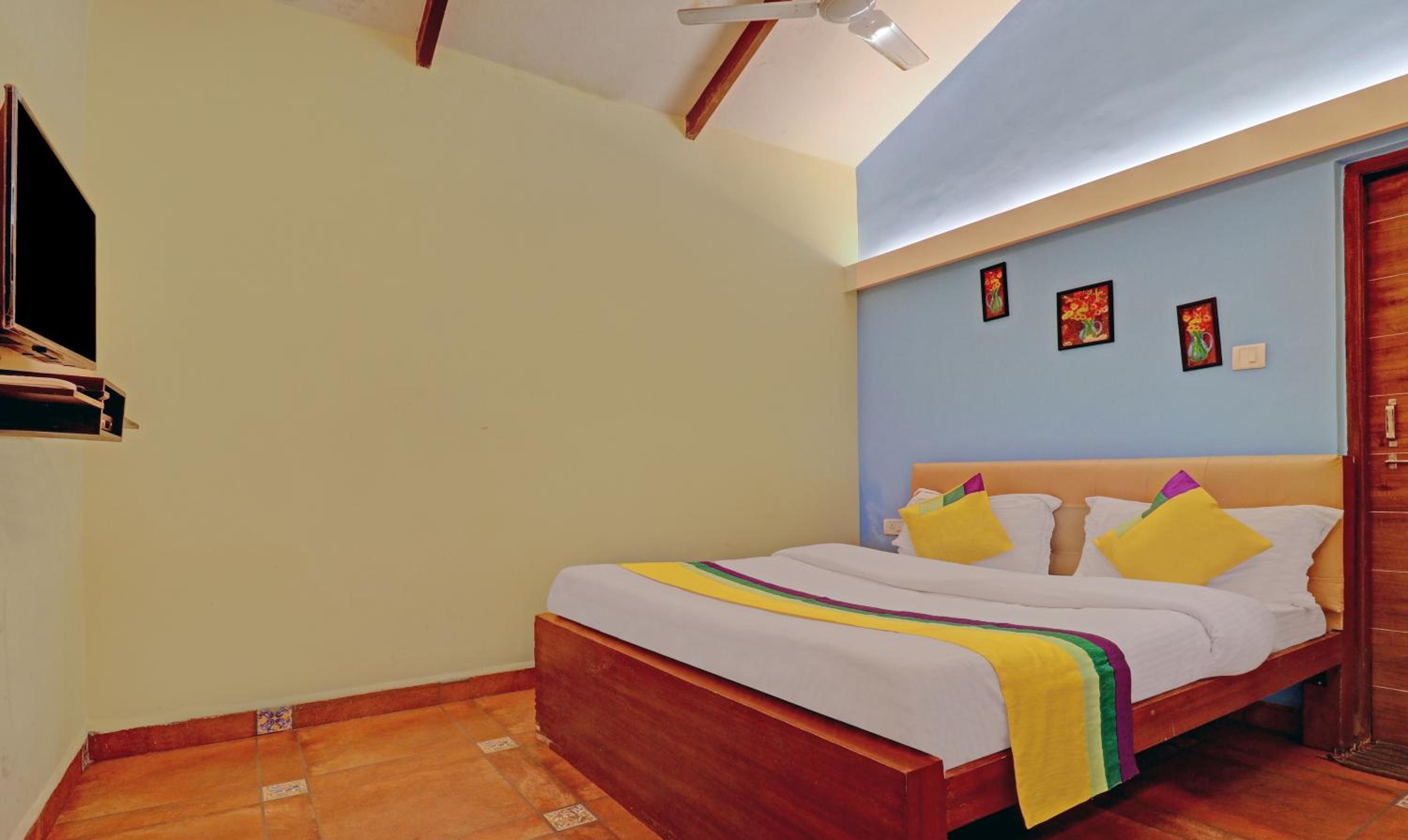Economy Room - Photo 1