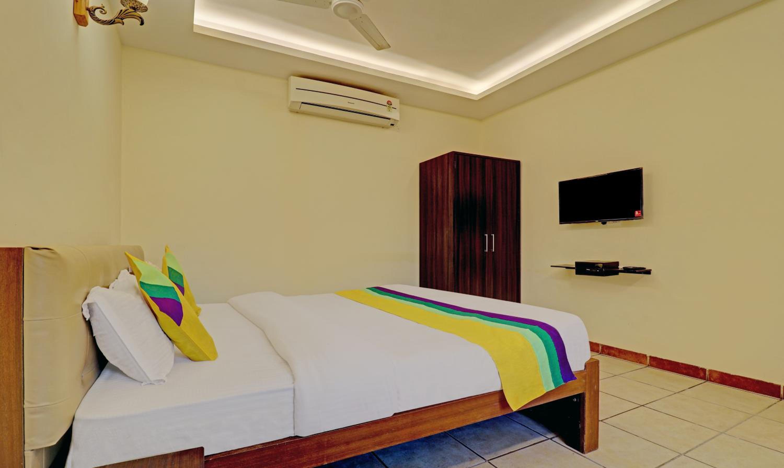 Standard Room - Photo 9