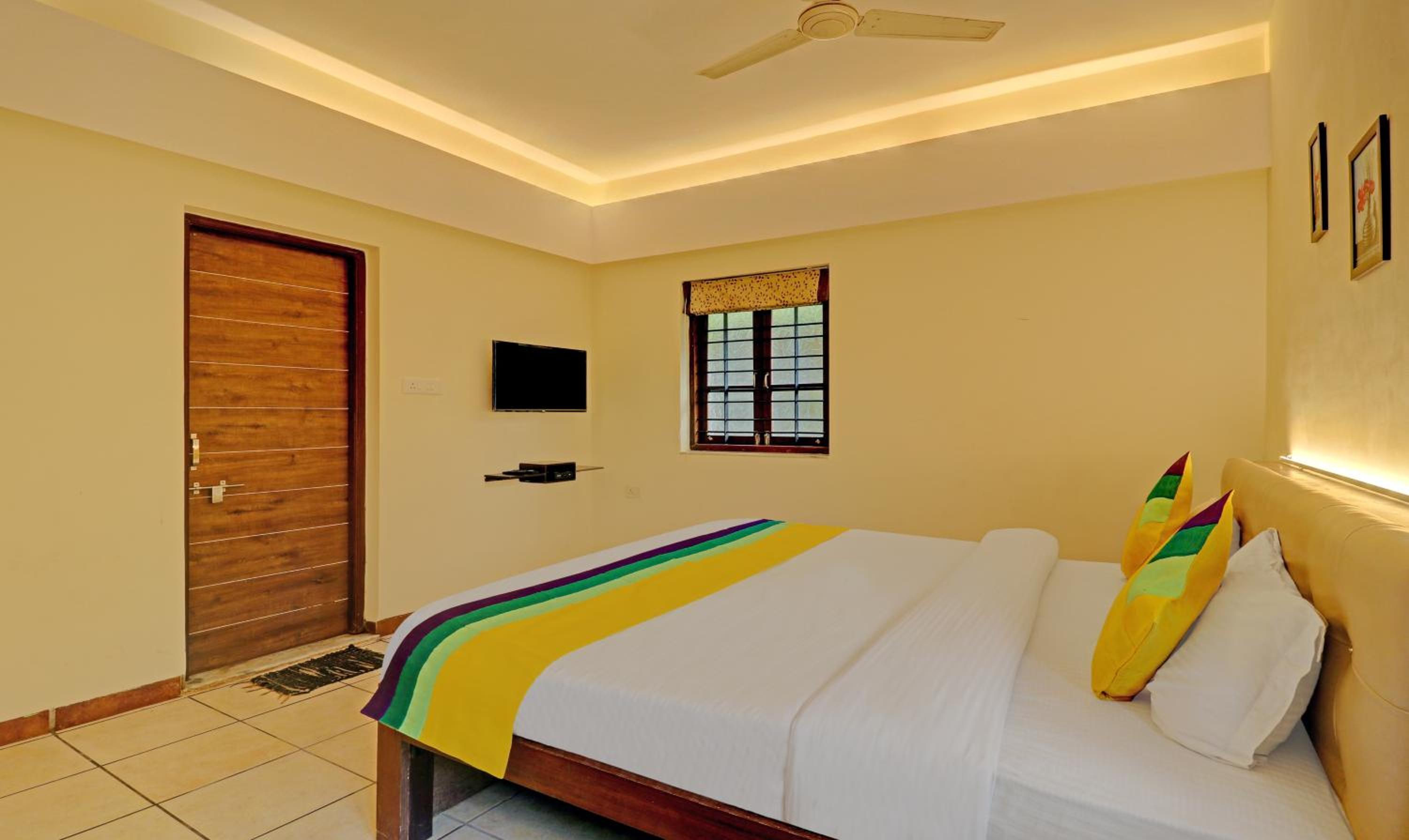 Standard Room - Photo 10