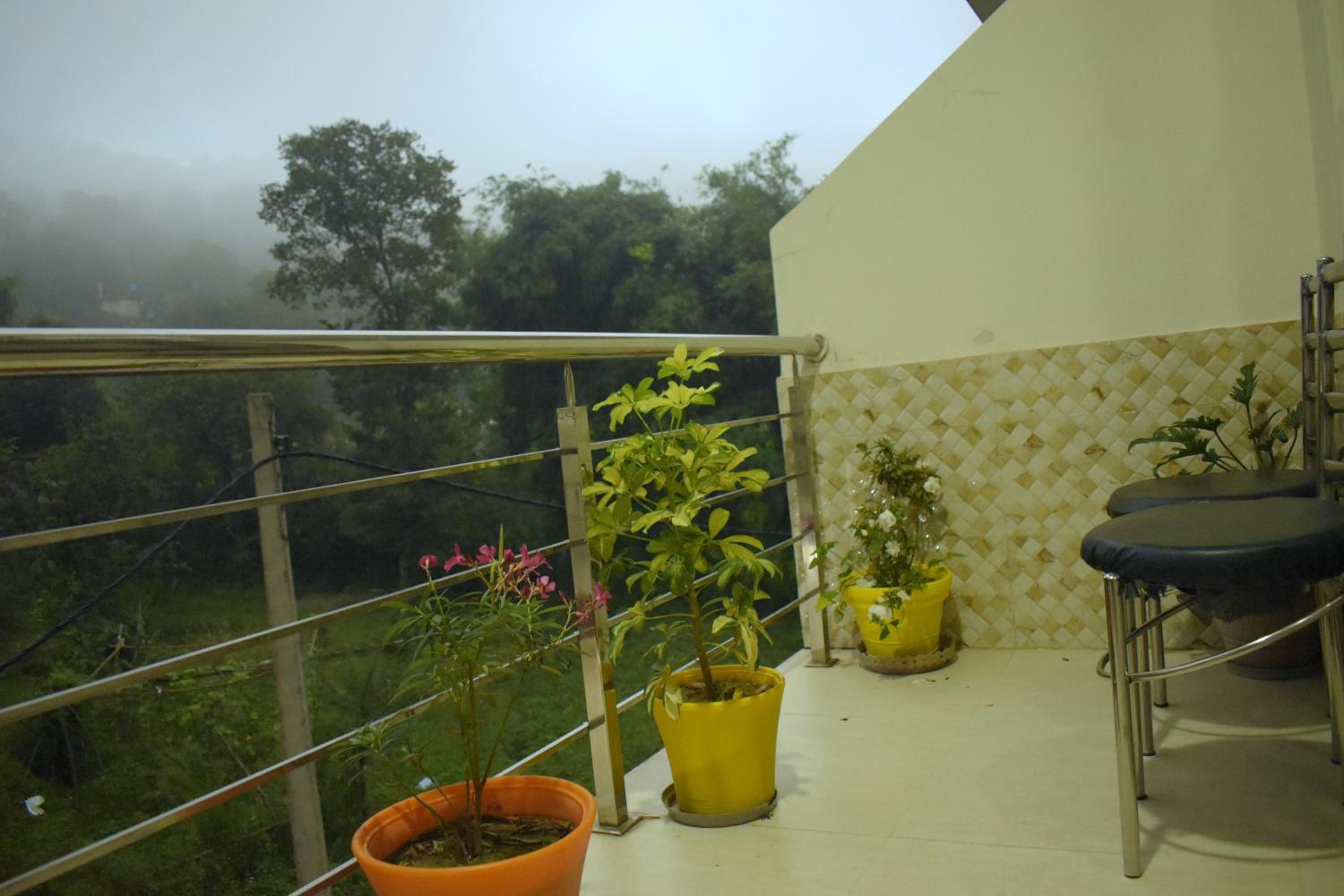 Deluxe Room - Photo 12