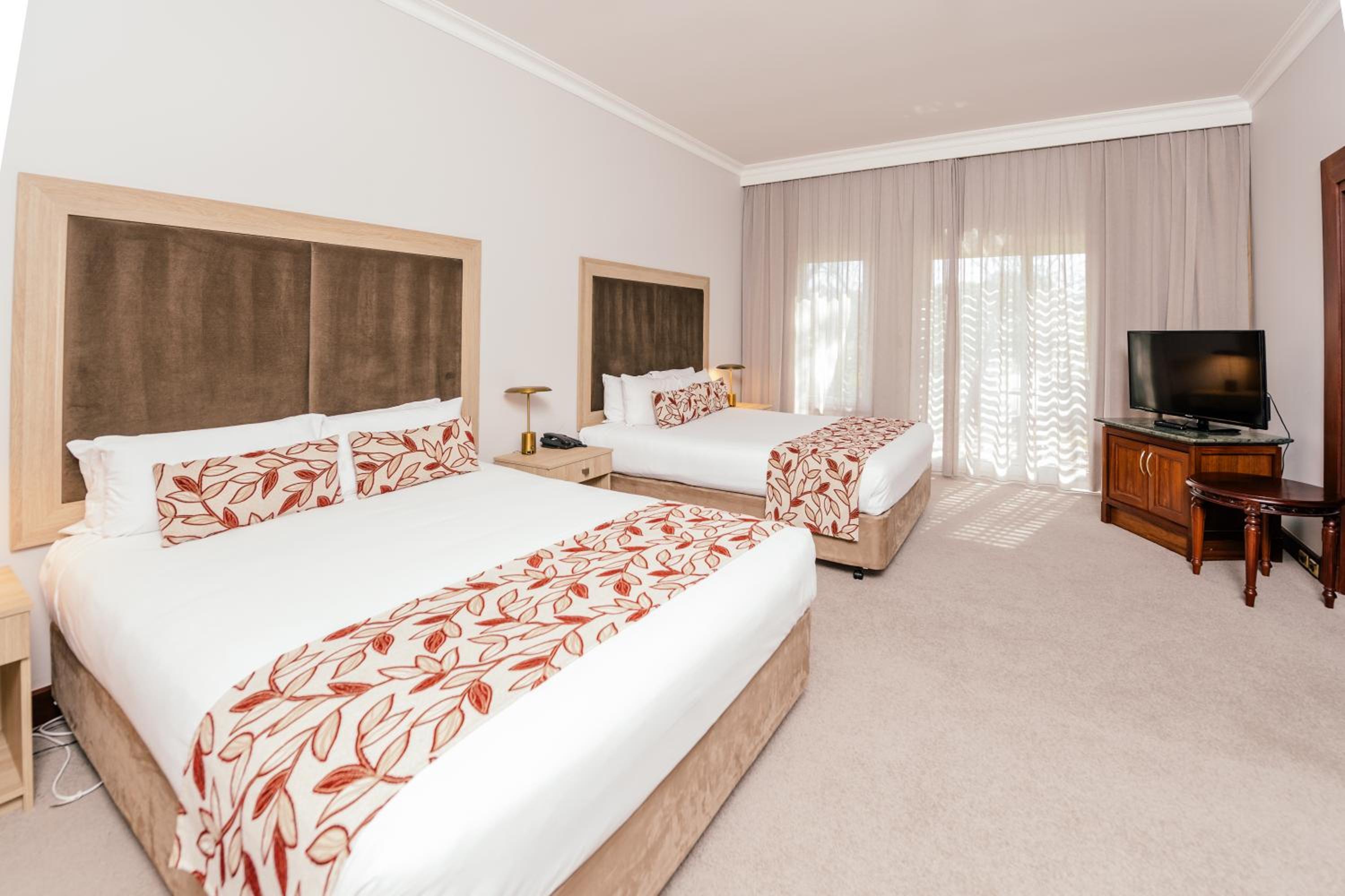 Twin Suite - Photo 3