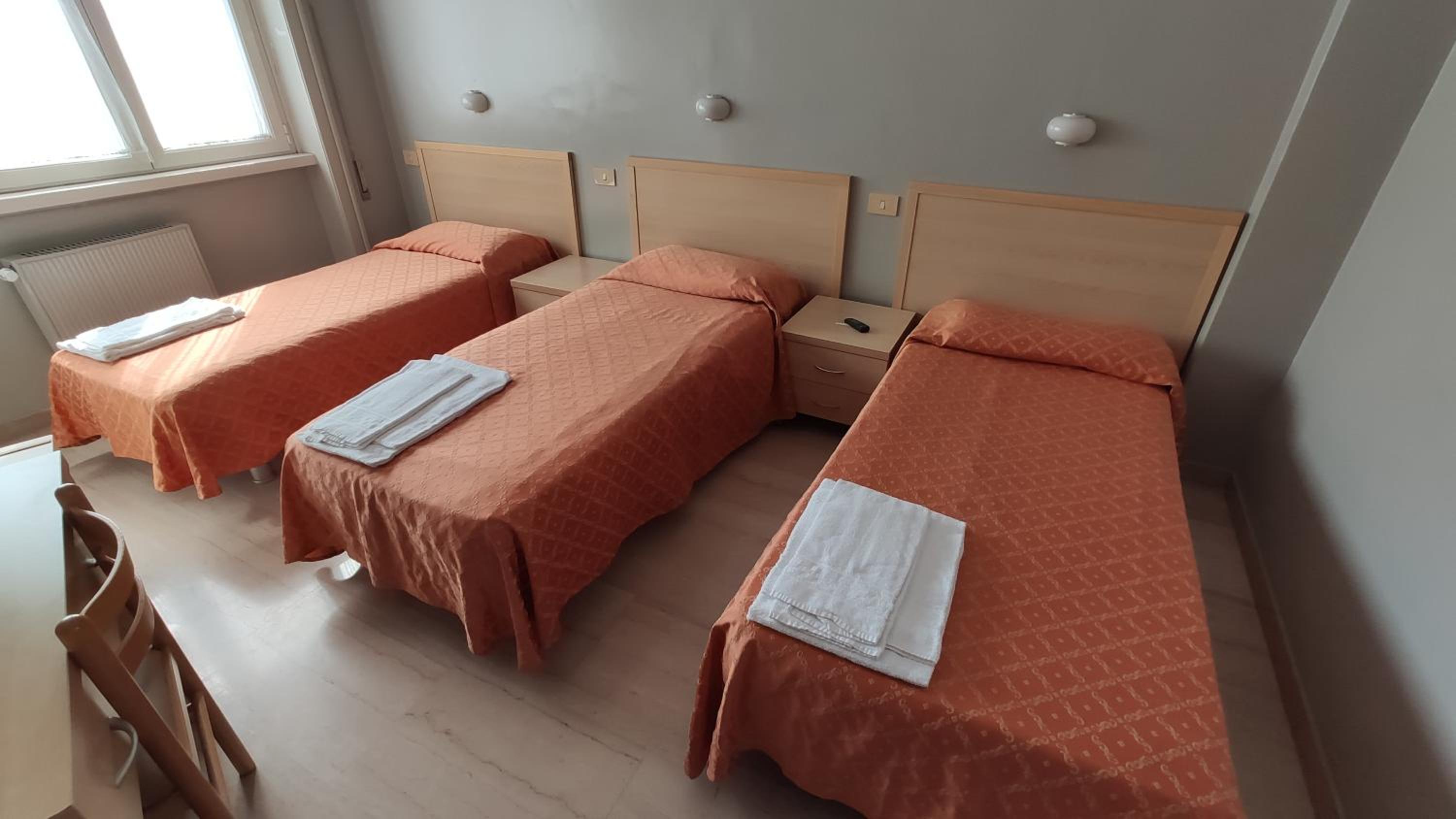 Triple Room with Private Bathroom photo 1