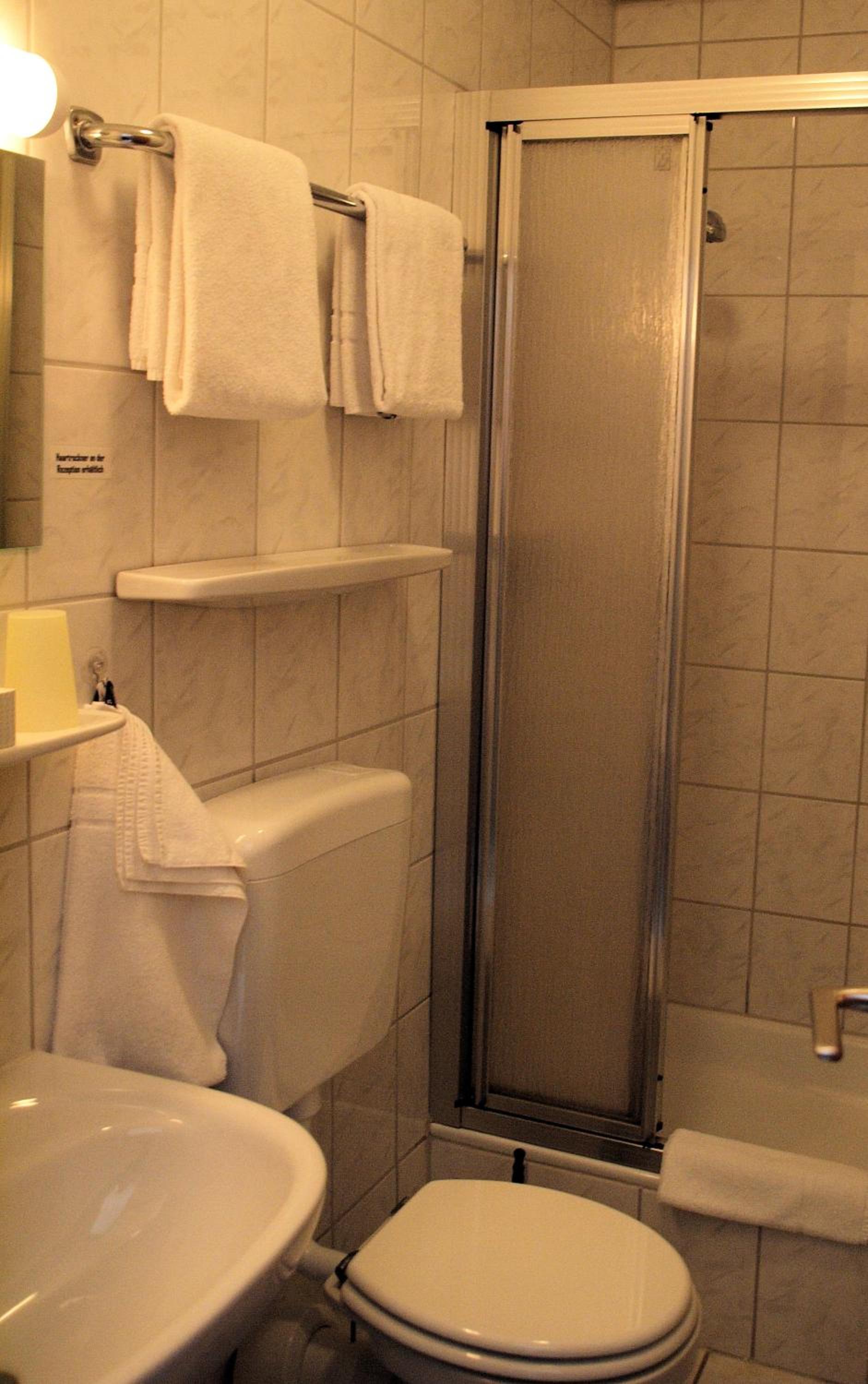 Single Room photo 2