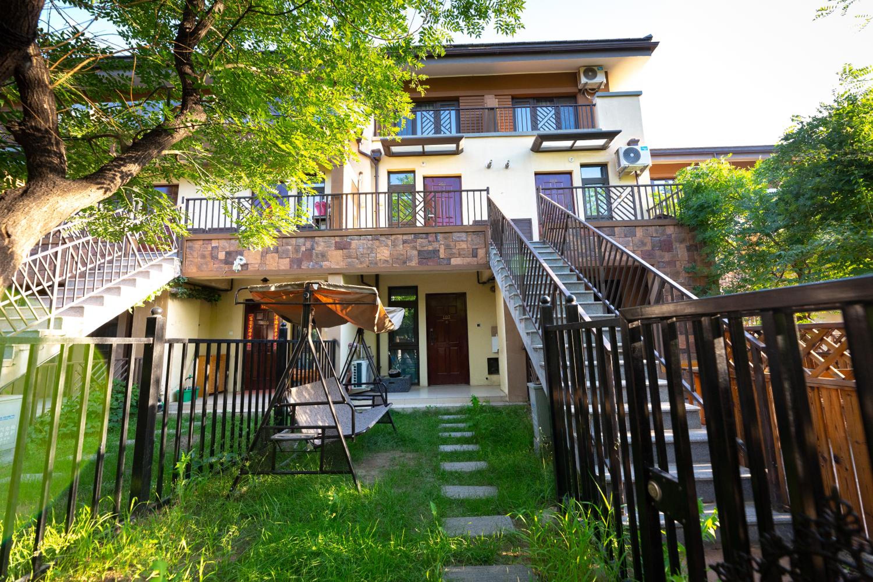 Two-Bedroom Townhouse