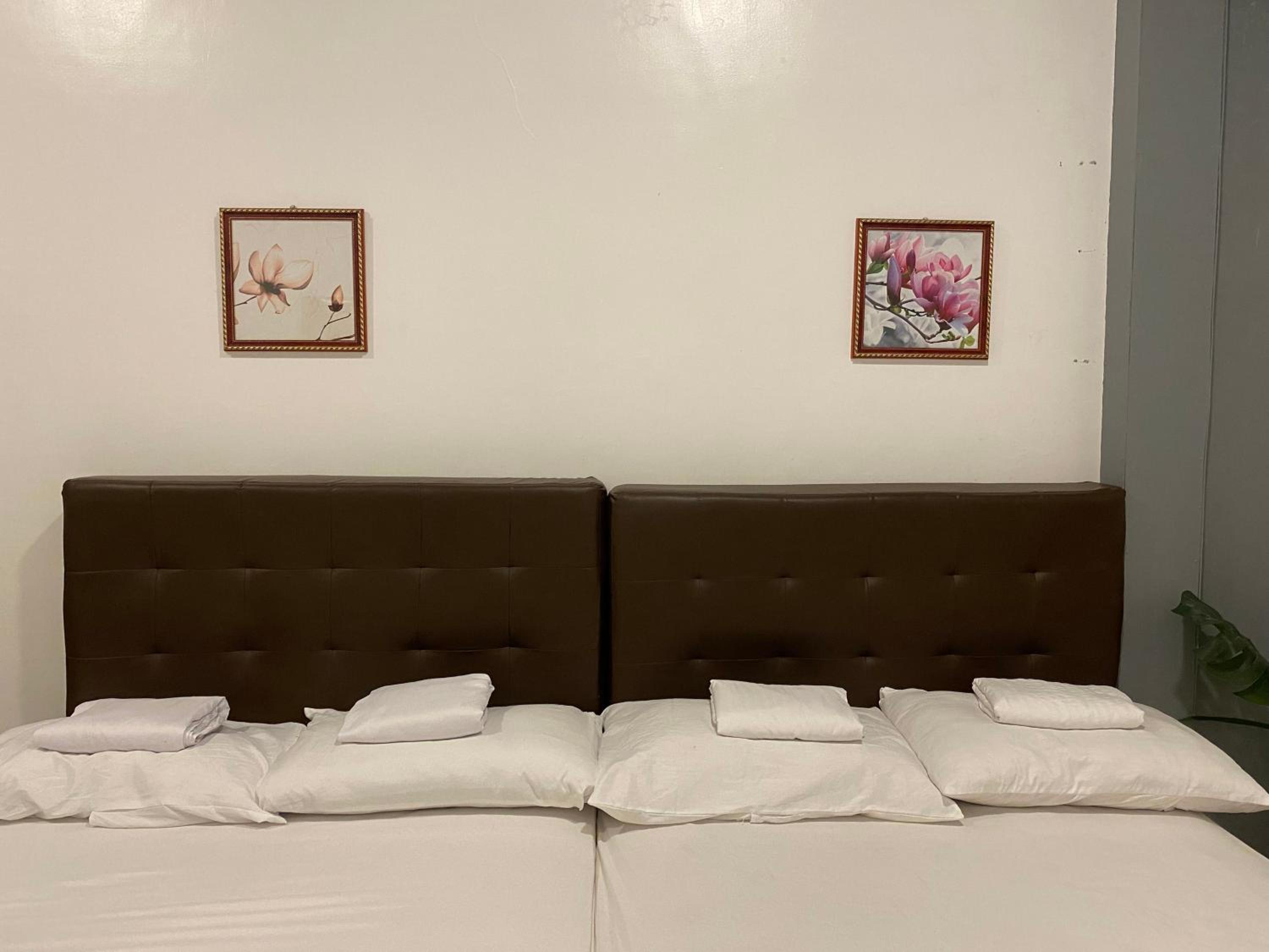 Standard Quadruple Room - Photo 3
