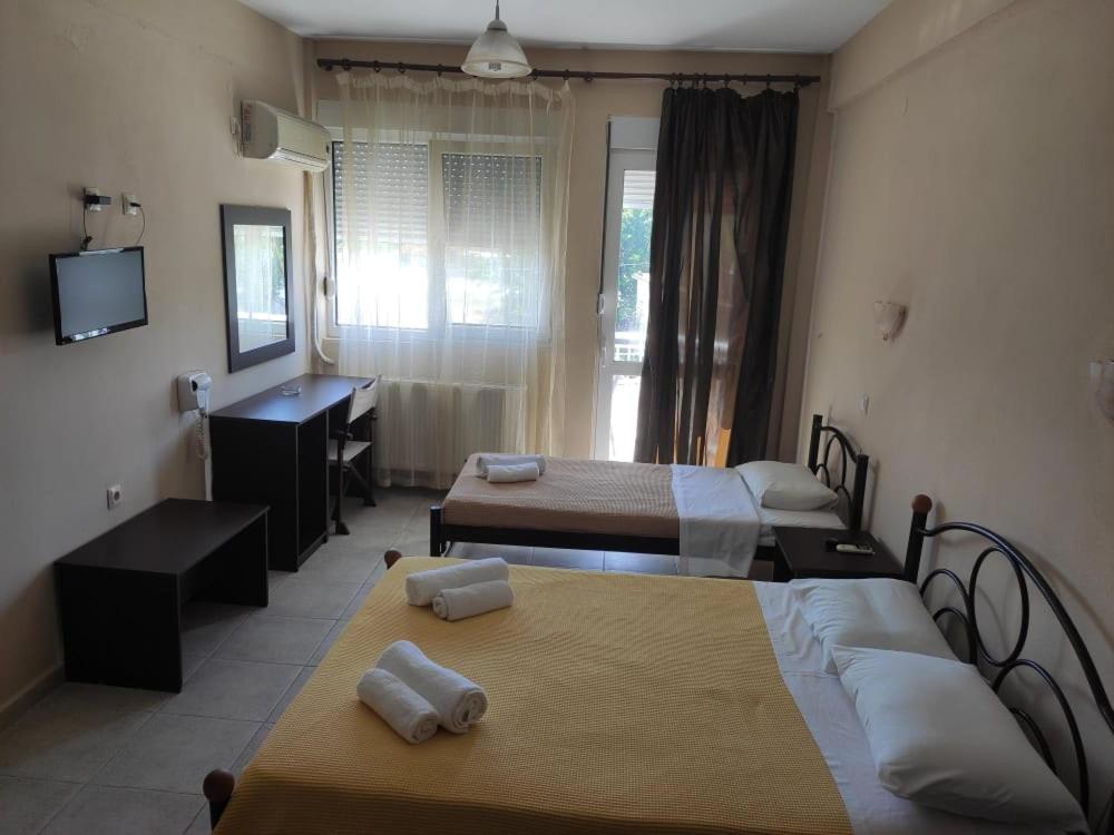 Triple Room - Photo 1