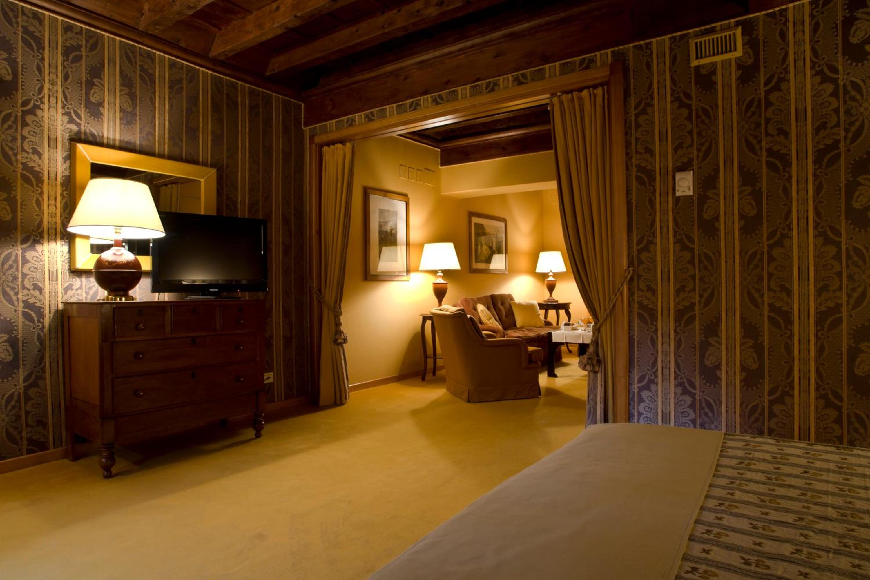 Junior Suite - Photo 4