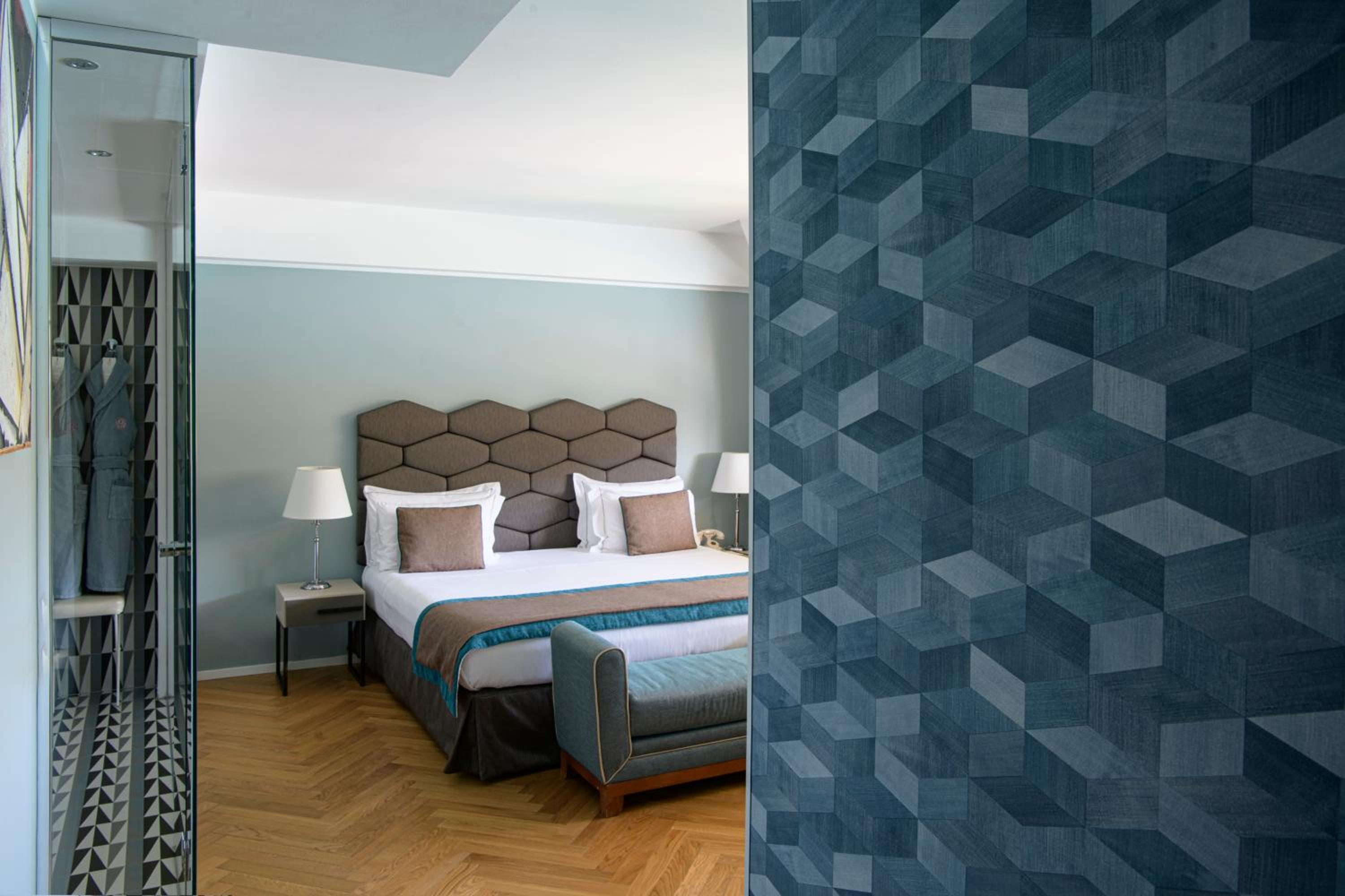 Suite with Sea View - Photo 6