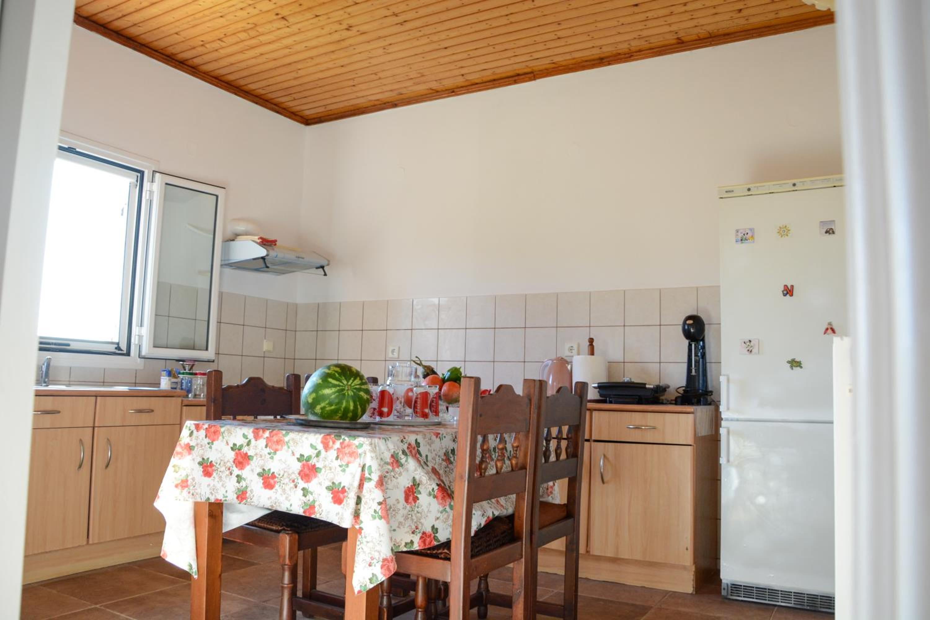 Two-Bedroom House - Photo 72