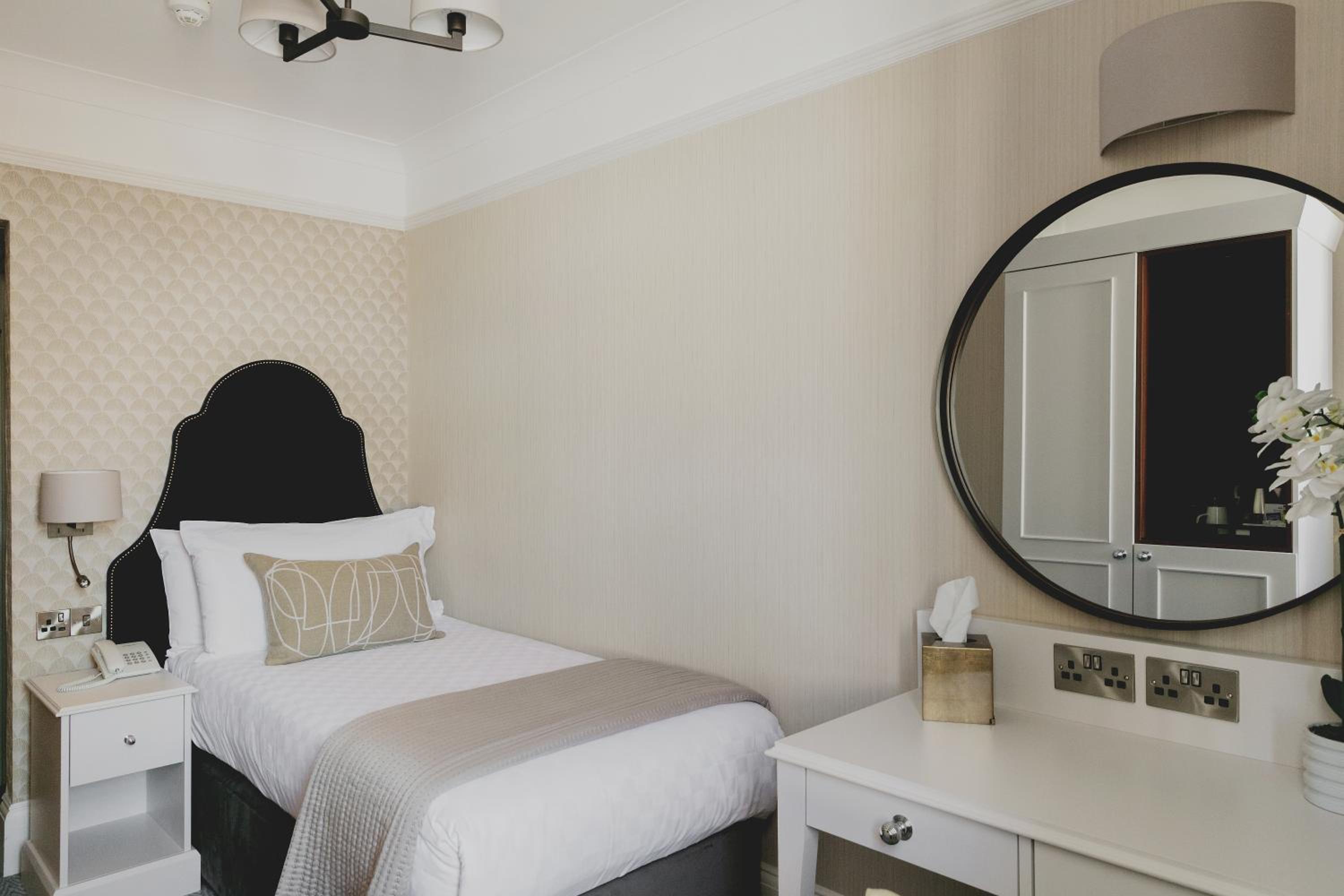 Superior Single Room photo 3
