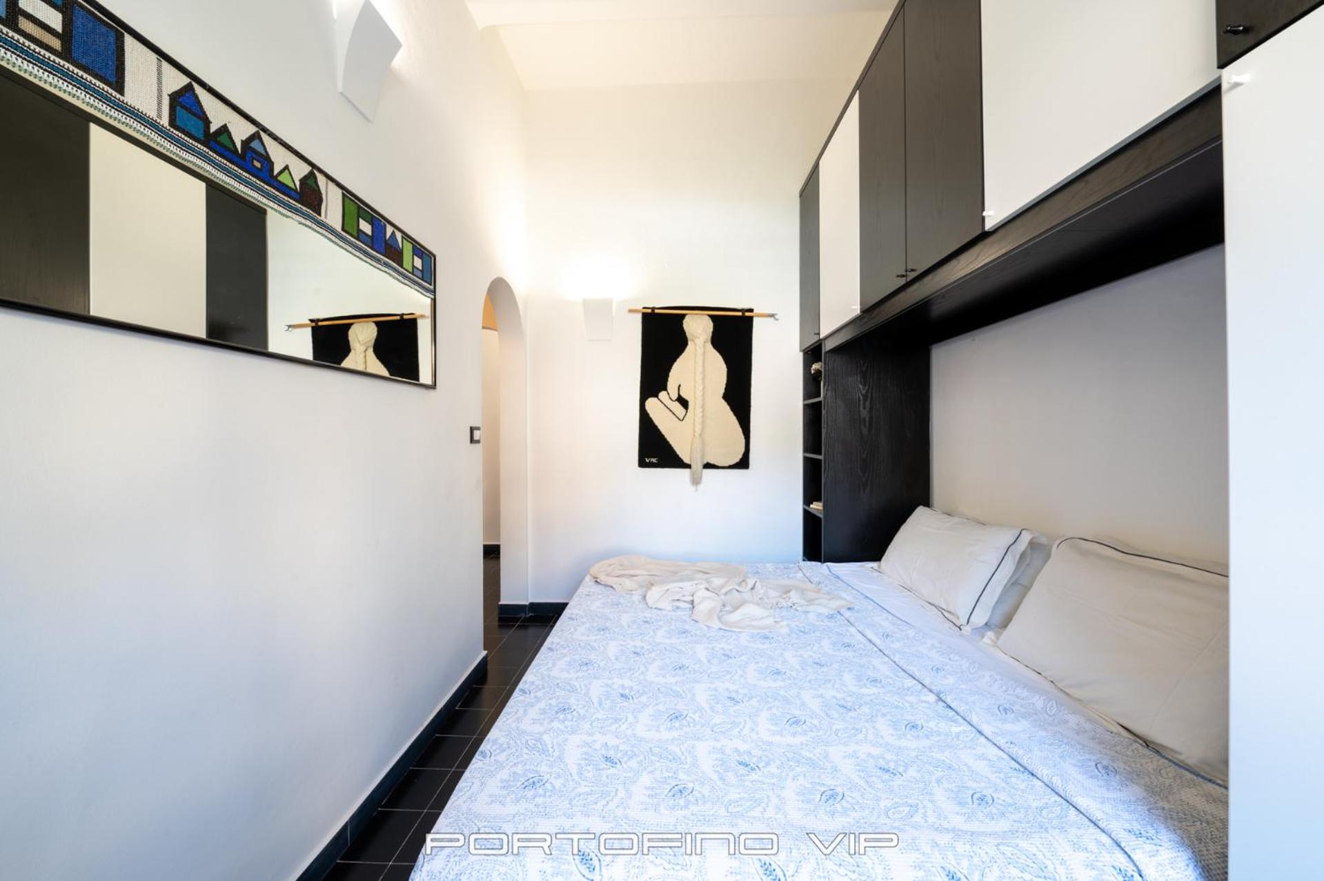One-Bedroom Apartment - Photo 13