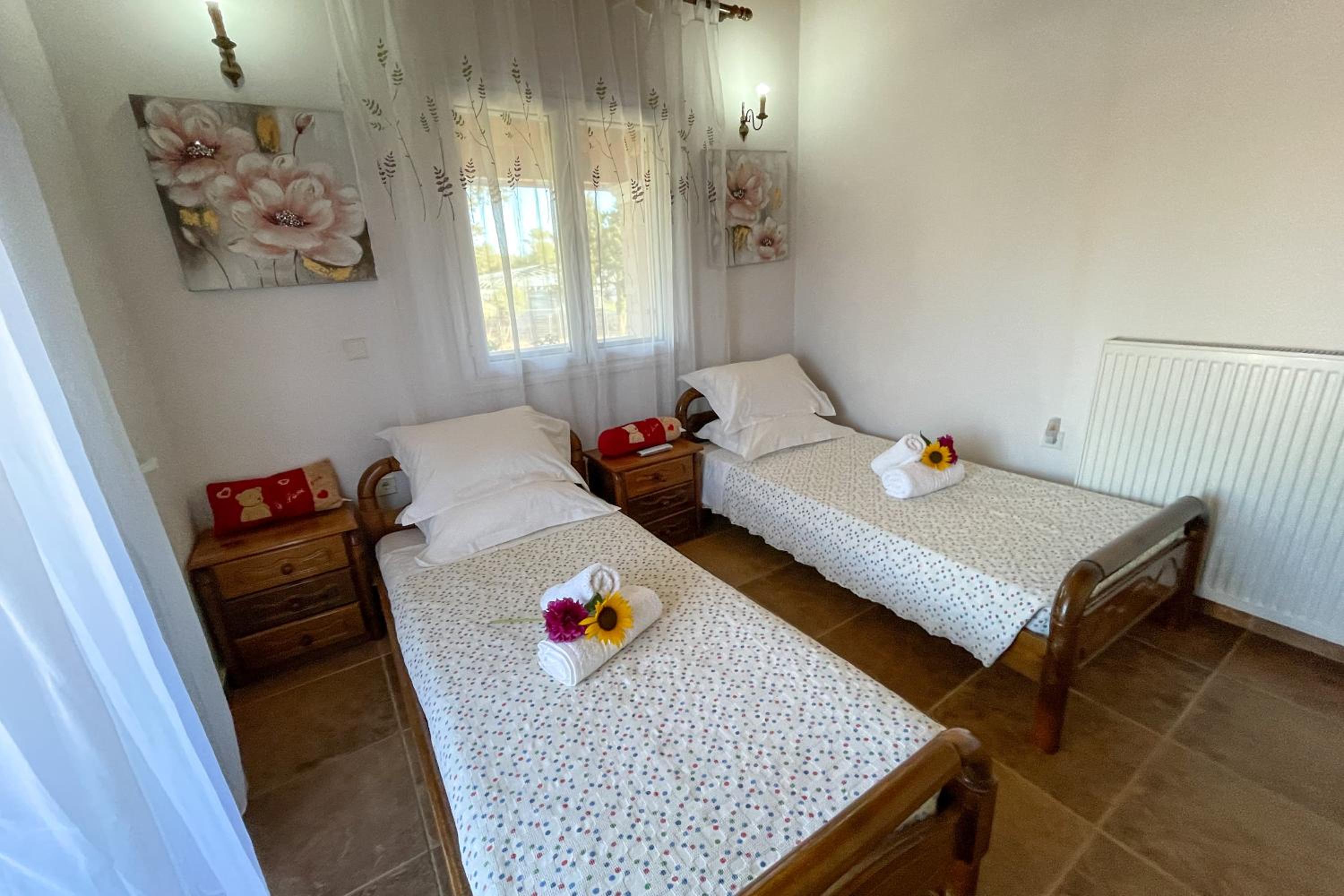Two-Bedroom House - Photo 70