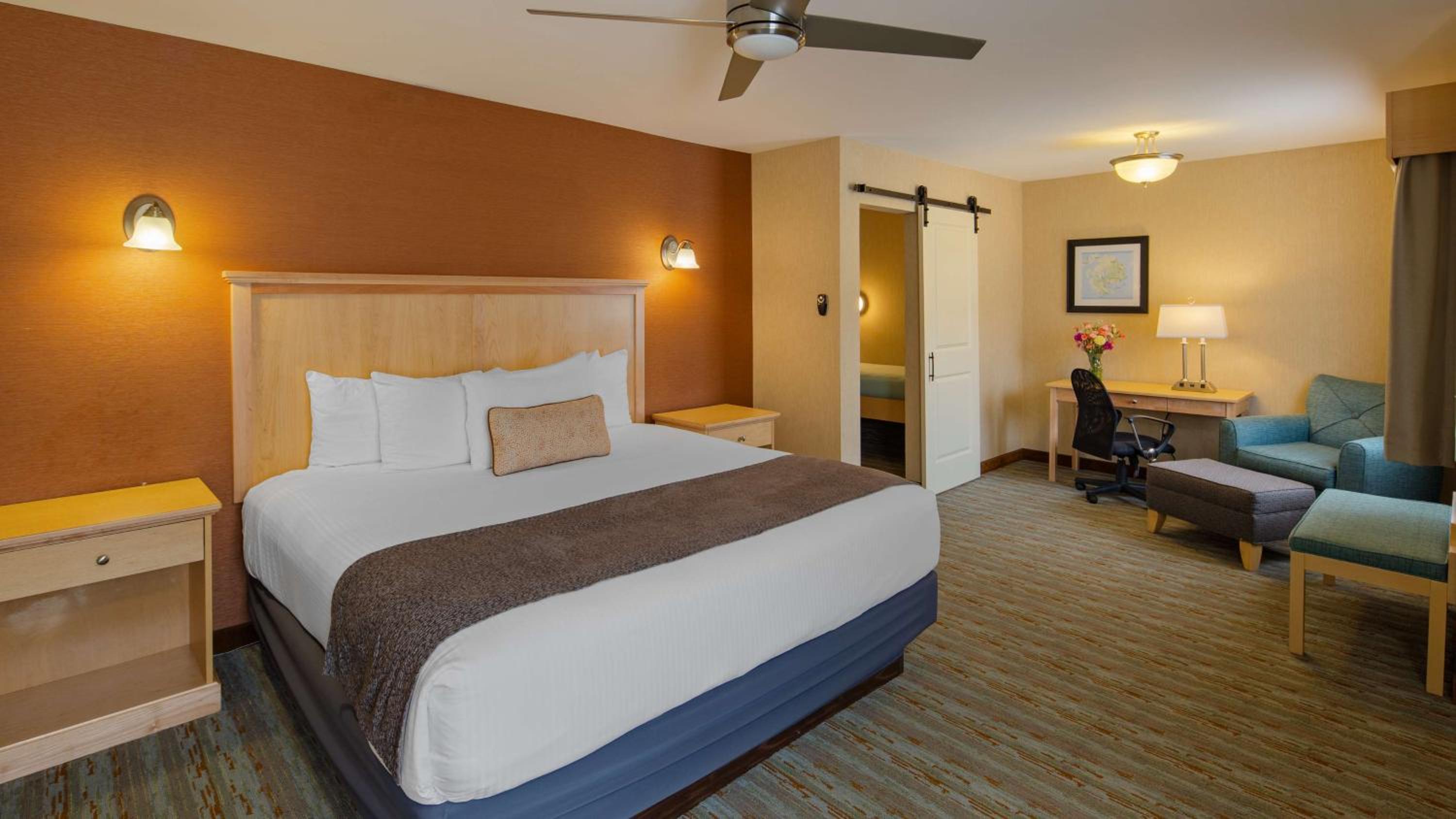Two-Bedroom Suite - Non-Smoking photo 3