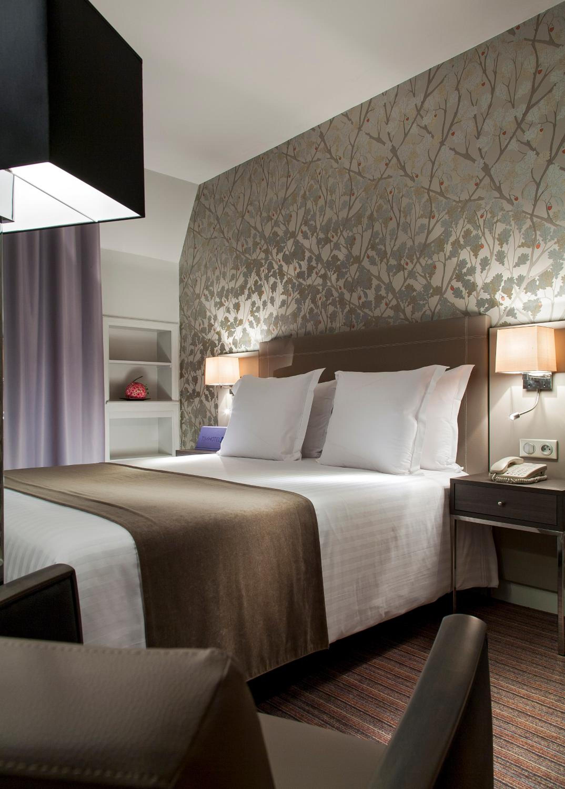 Comfort Double Room thumbnail 6