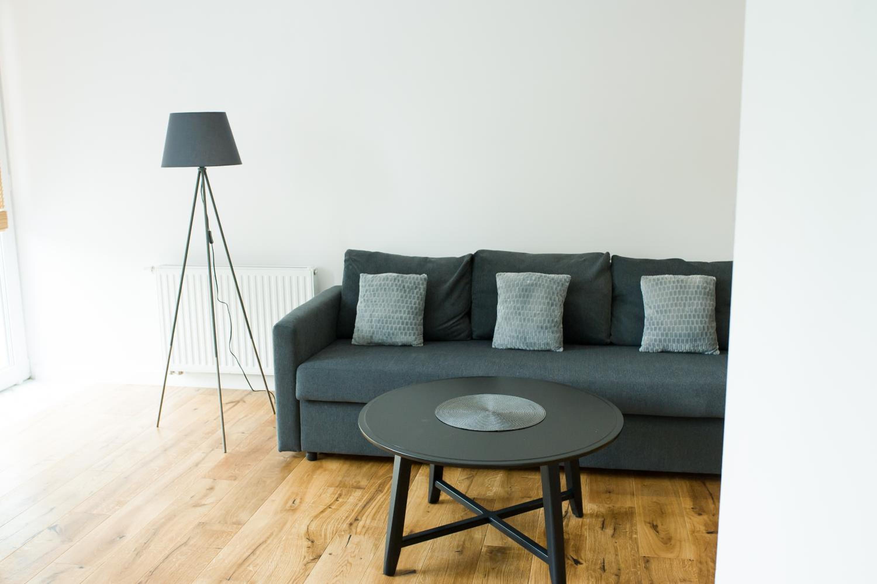 One-Bedroom Apartment - Photo 6